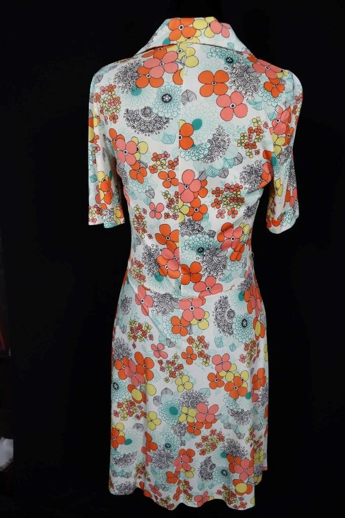 Vintage 1970’s French Silky Poly Floral Print Dress Size 4-6