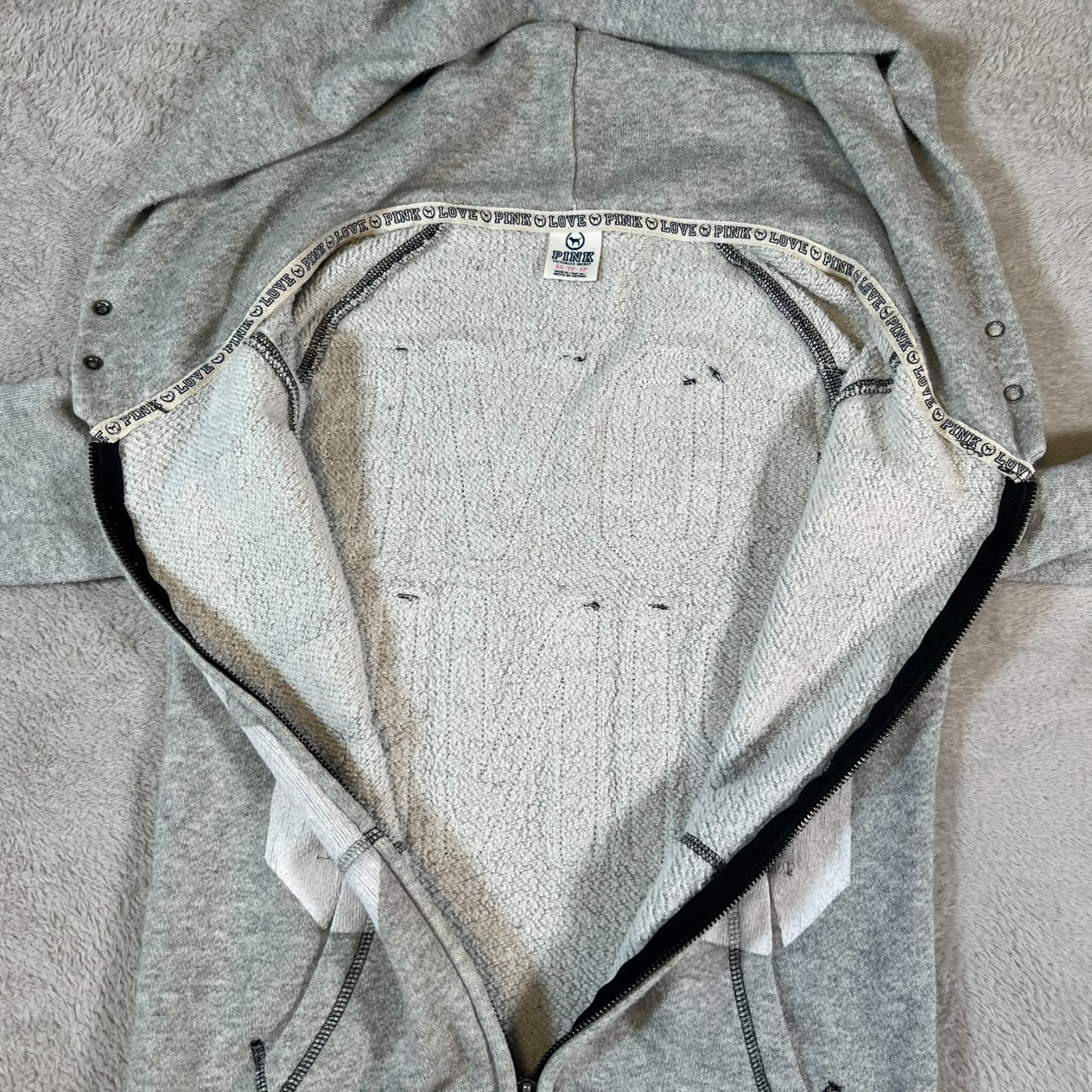 Vintage Victoria’s Secret PINK Hoodie Size XS Gray Full Zip Love Pink 86 Graphic