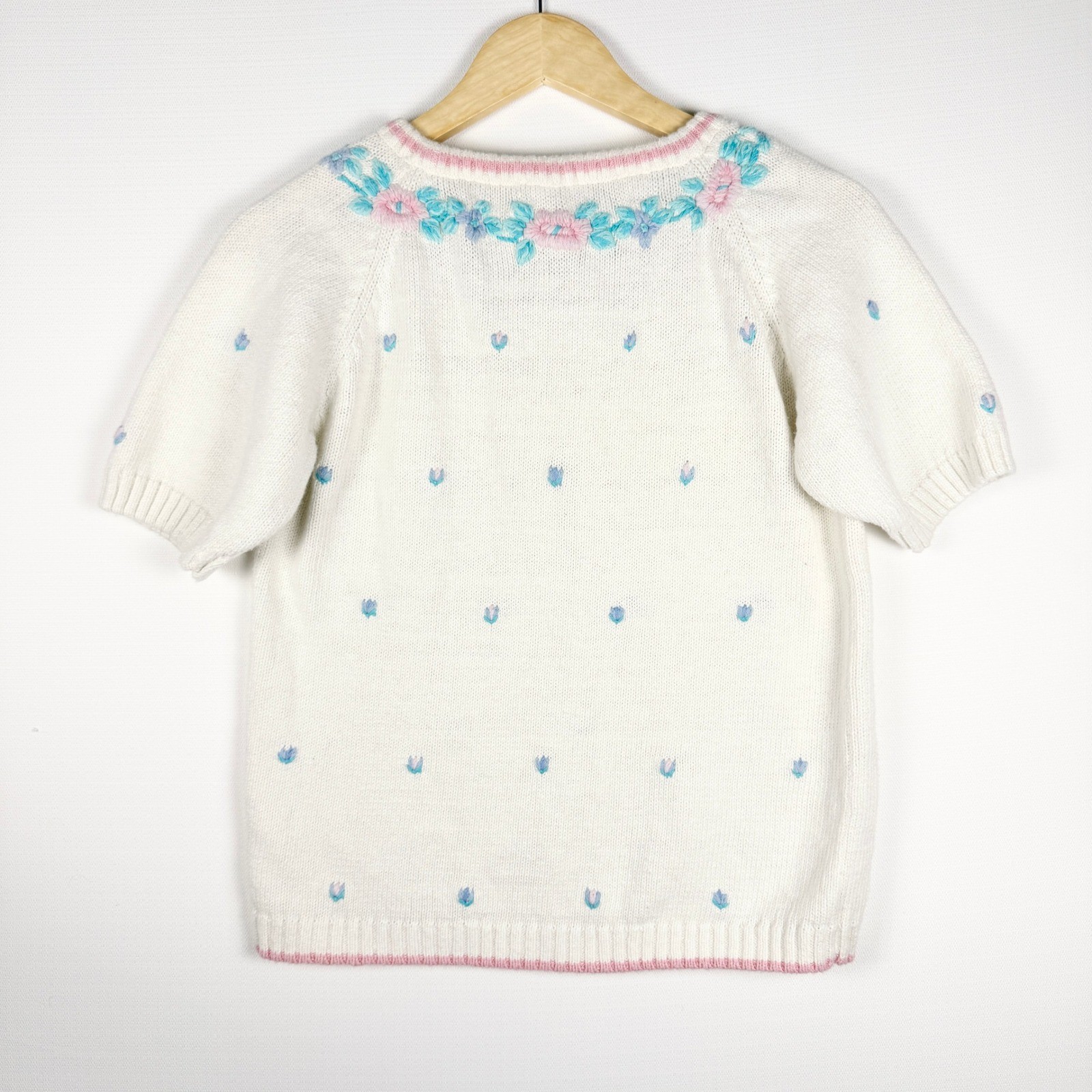 Vintage Floral Embroidered Knit Sweater Cream S/M Cottagecore Grandma Feminine