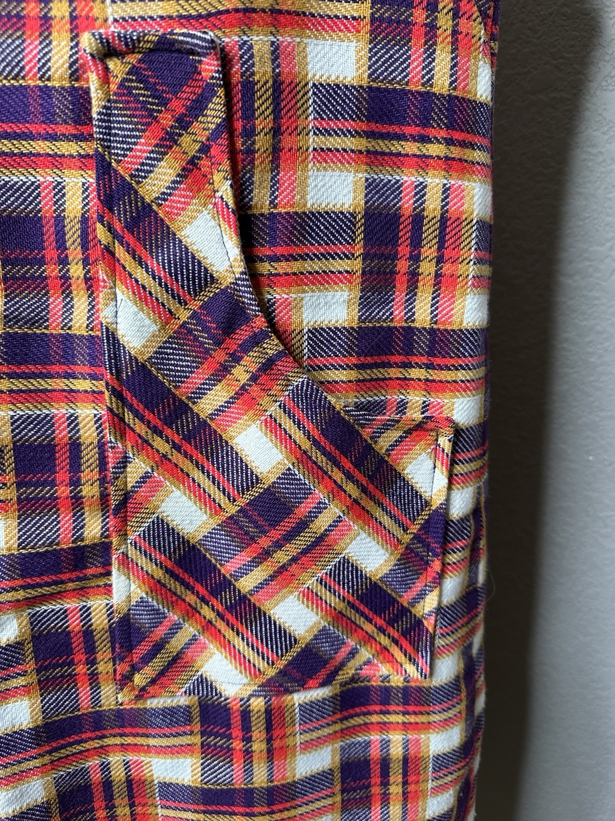 Plaid Jumper Dress Dutchmaid 70s Zip Front Pockets Size 38 Vintage