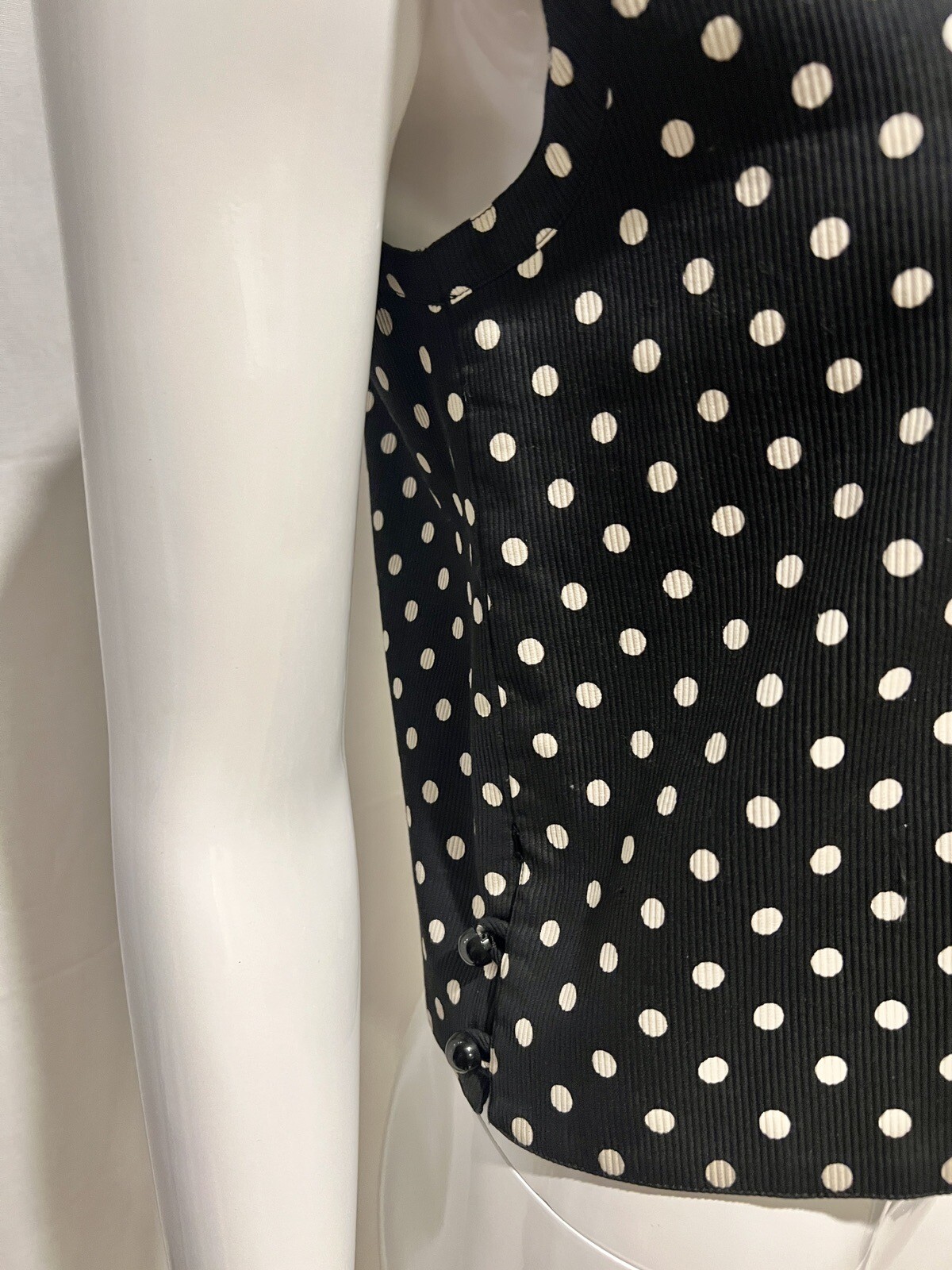 Valentino Miss V Sleeveless Black Off-white Polka Dot Sleeveless Vintage Top 44