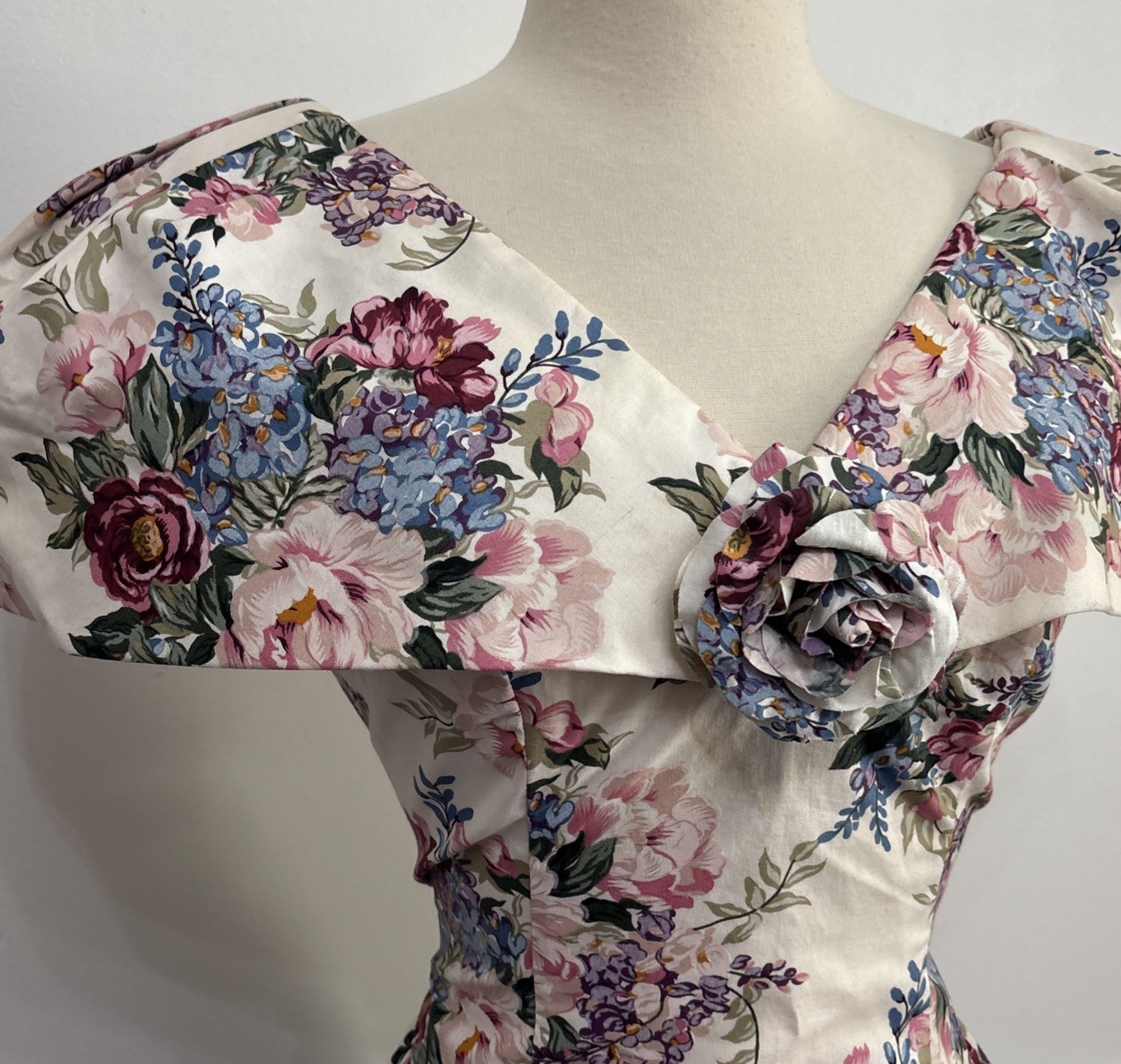 Coquette Romantic Vintage 80s90s Ivory Floral Fairycore Dress 10 Midi Party USA