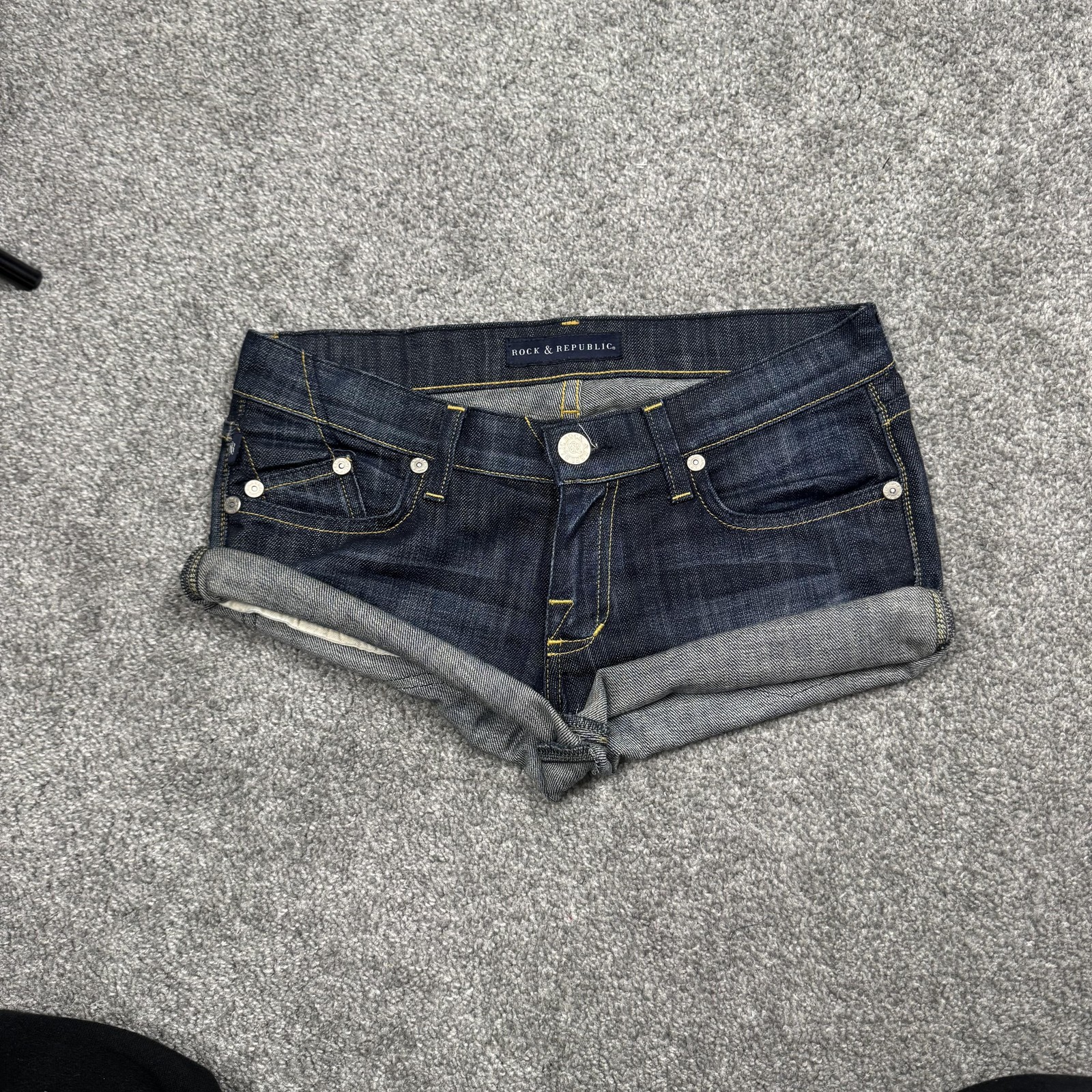 Rock & Republic Denim Shorts Womens 27 Blue Rolled Cuff Embroidery Casual