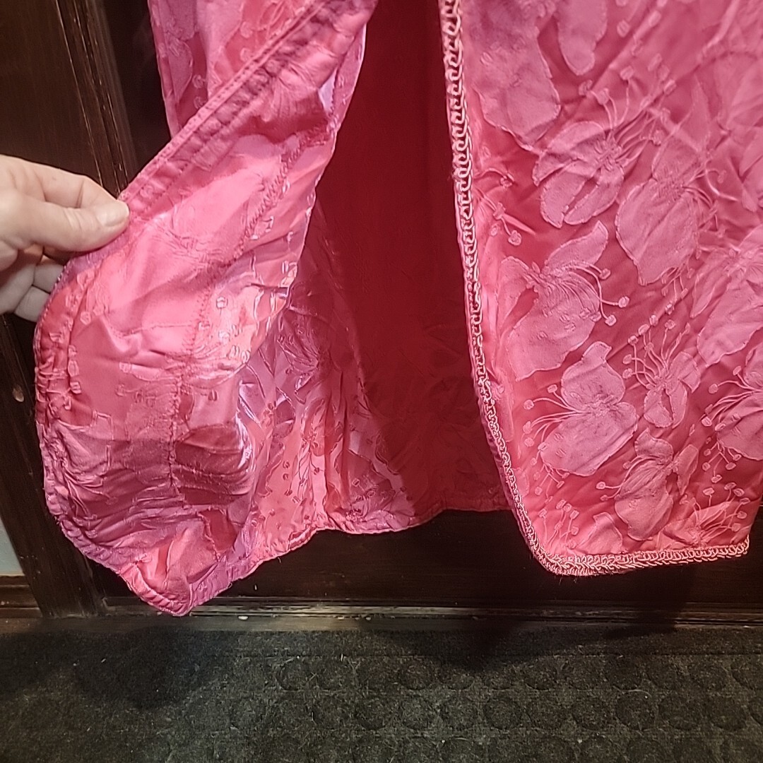 60s Lisanne Vintage Loungewear Melon Pink Medium 36-38″Ch 52 Len Zipper Brocade
