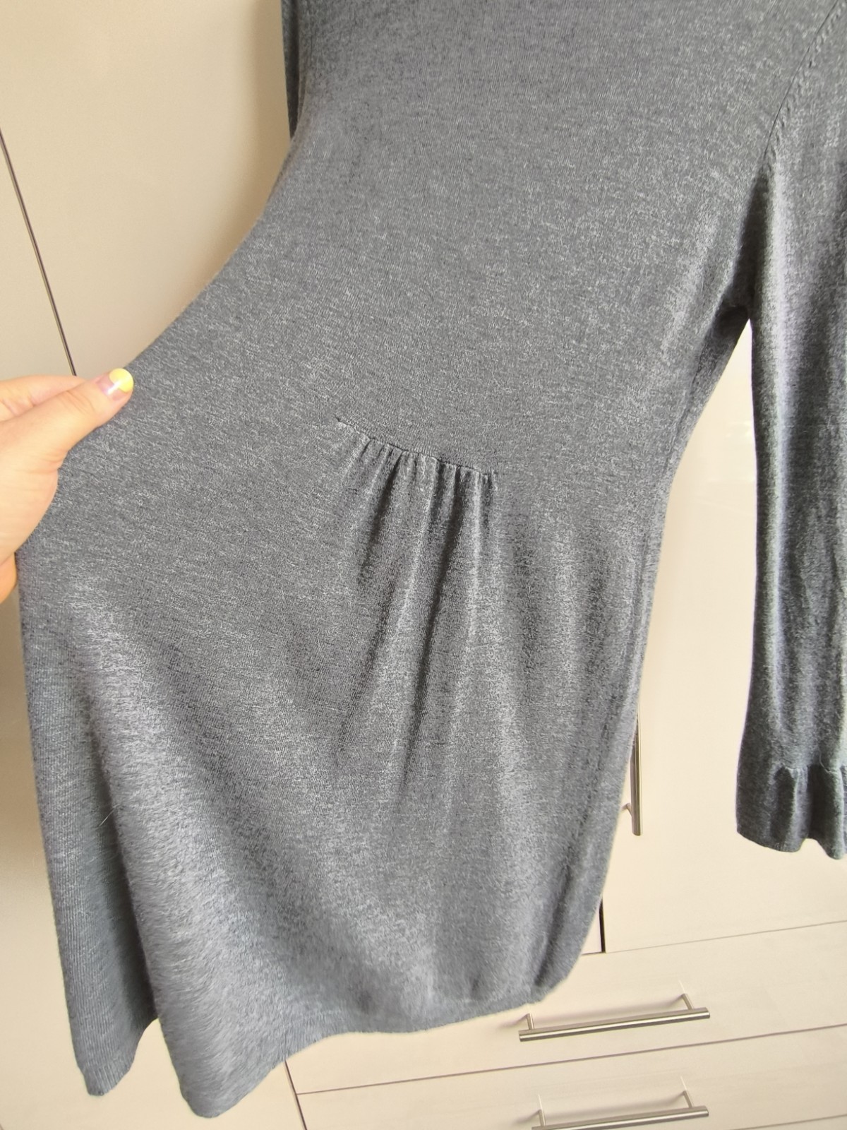Beautiful vintage women’s grey Louise Orop cashmere, new wool, angora cardigan