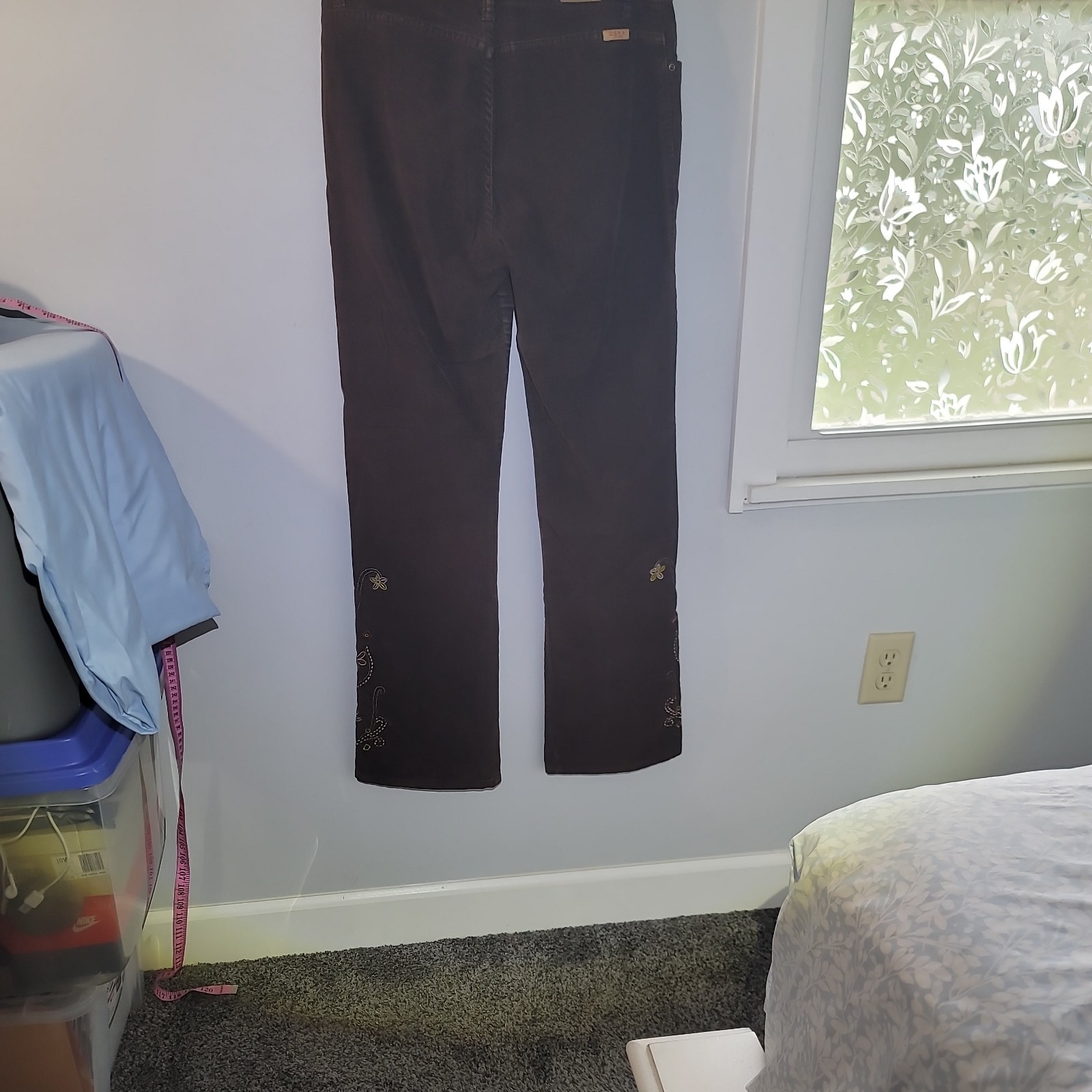 Vintage Zena Jeans Brown Corduroy Embroidered Women’s Size 10 Mid Rise