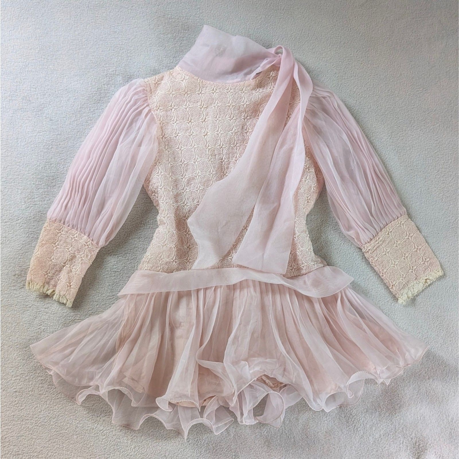 Vintage Chiffon Lace Puff Sleeve Blouse Girl’s/Women’s XXS Light Pastel Pink