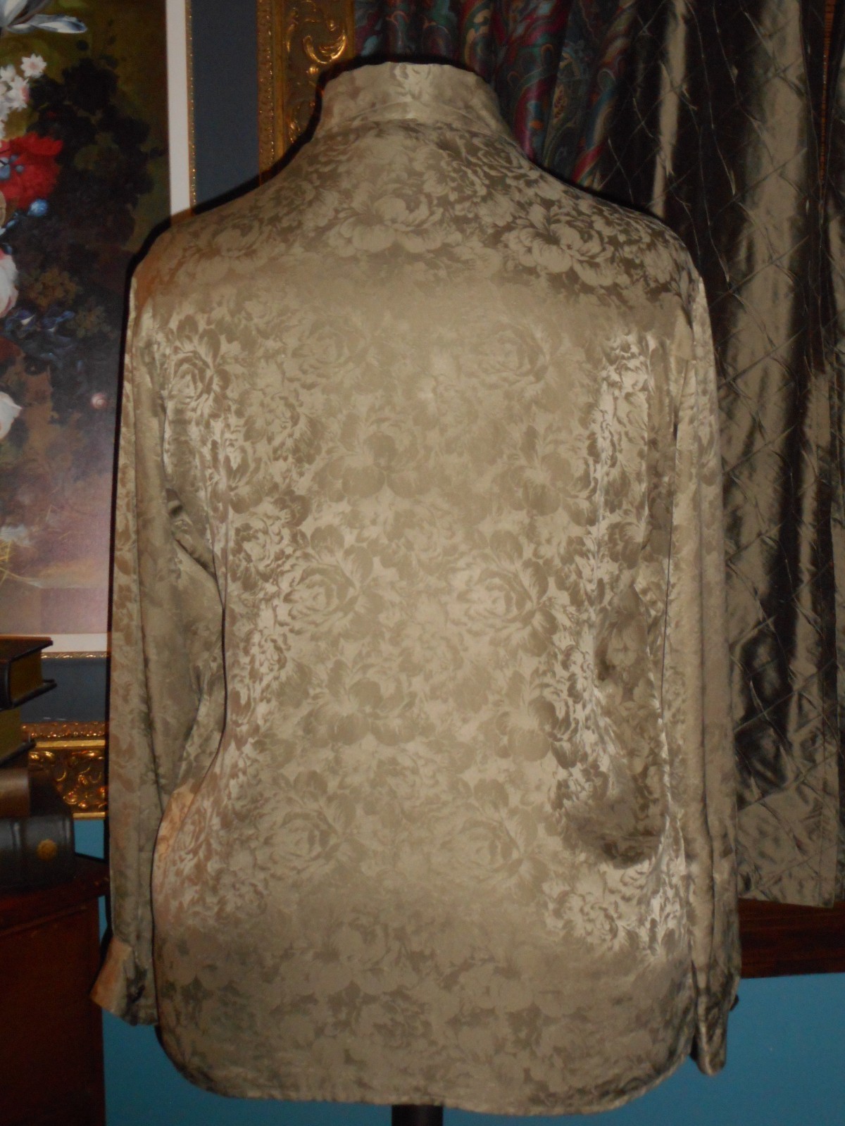 USA 10 Silk Blouse Khaki Sage Green Roses Buttons L/S NOS Point Collar