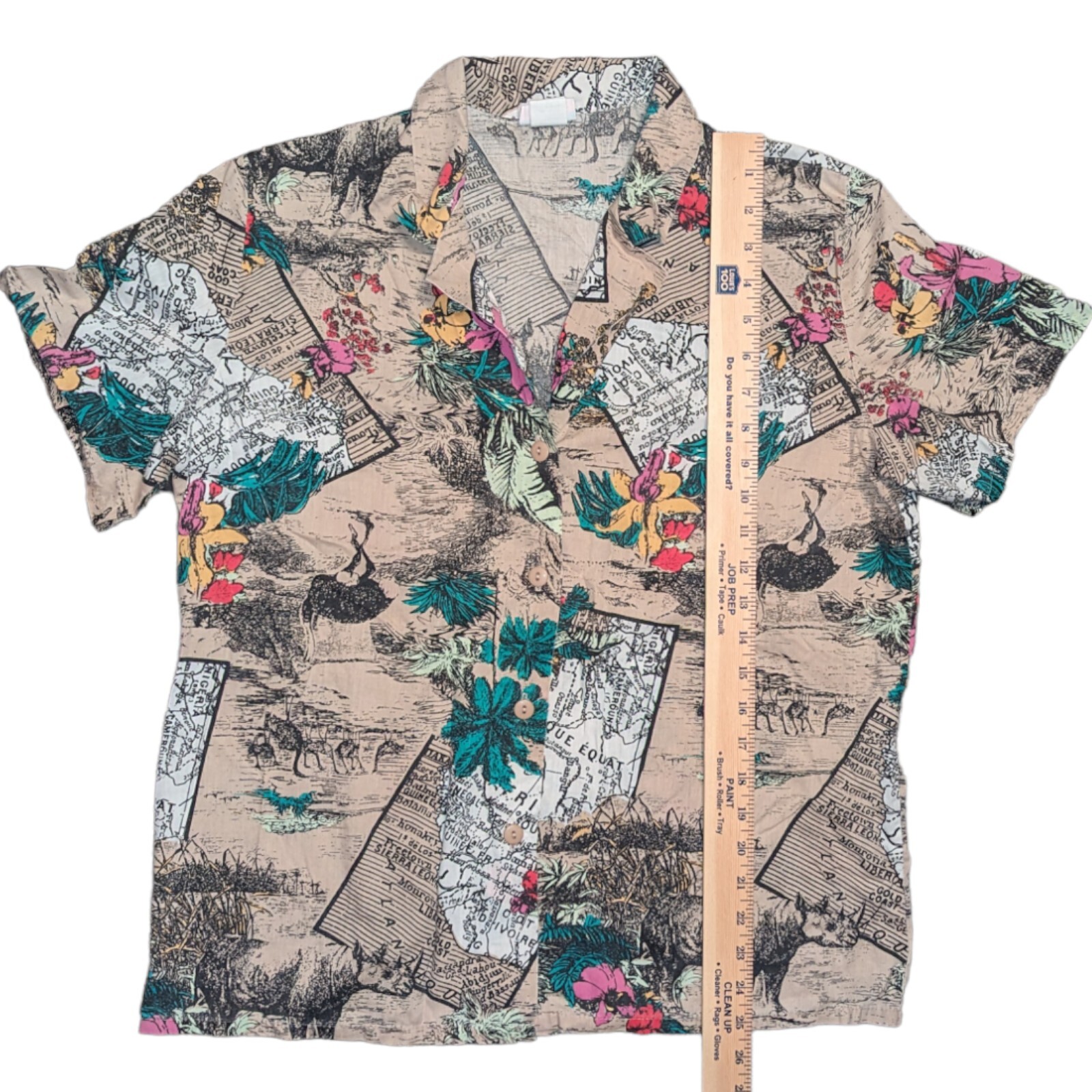 Vintage Avon fashions animal safari button up shirt