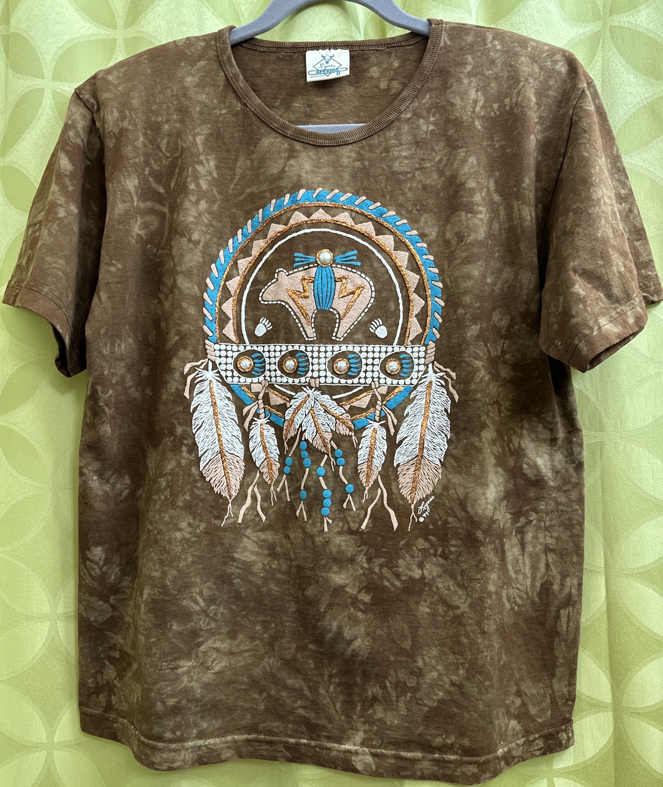 M Vintage 1994 LYNÉE Native American SPIRIT BEAR Dream Catcher BLING T-Shirt USA