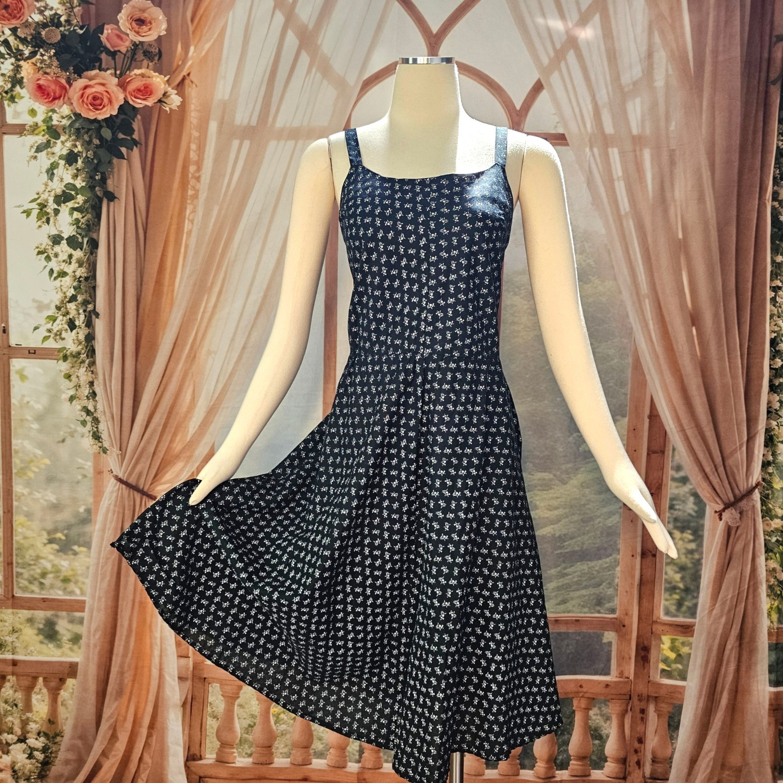 Vintage 1970s Dress Sundress Sleeveless Black White Calico Floral Print Boho