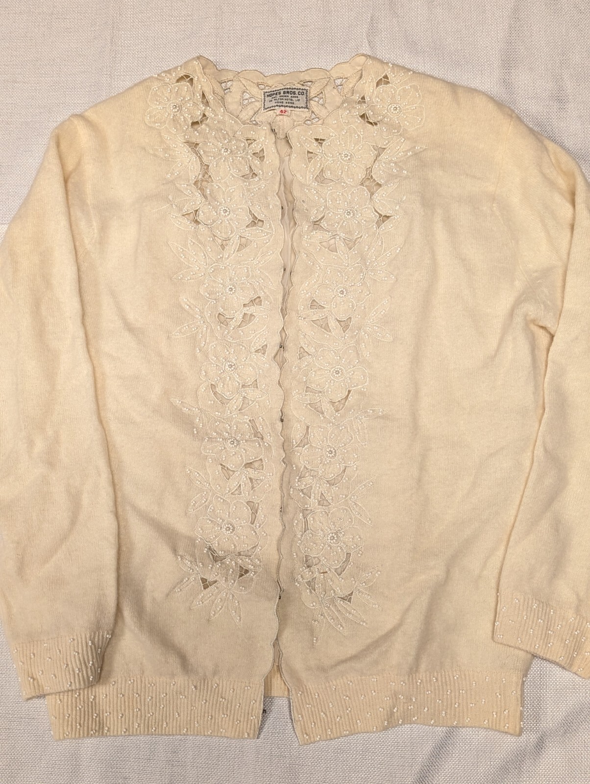 Vtg Hopes Brothers Hilton Hong Kong Cashmere Ivory Cream Beaded Cardigan Sweater