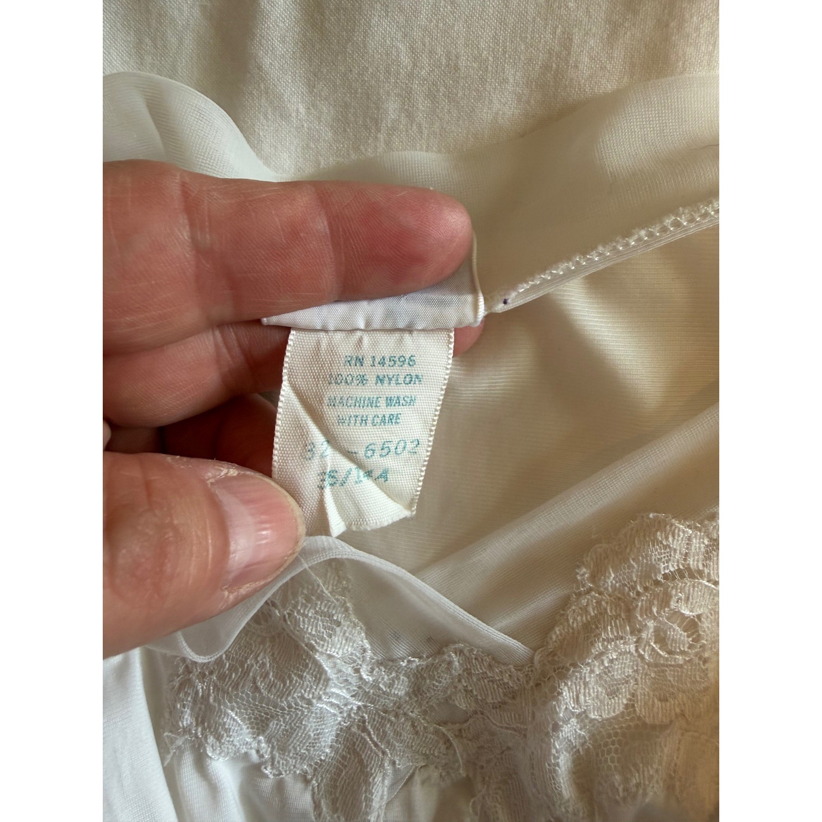 Vintage Carol Brent White Nylon Full Slip Lace Trim Adjustable Straps Size 36/34