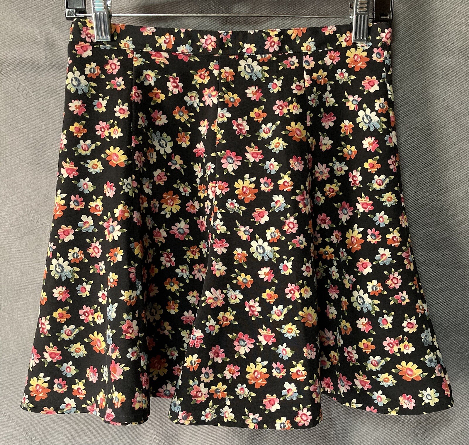 Vintage Y2K Floral A Line Skirt STAR CCC City Clothing Co.