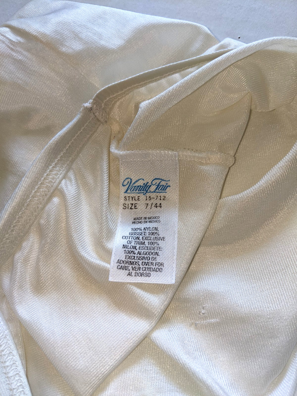 Vintage Vanity Fair Ivory Nylon Panty Style 15-712 Sz. 7/44