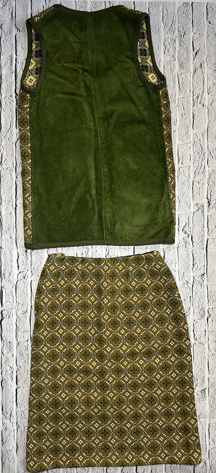 Vintage Welsh Gwydir Garments Pure New Wool/Suede 2pc Skirt Vest Top 34 Small