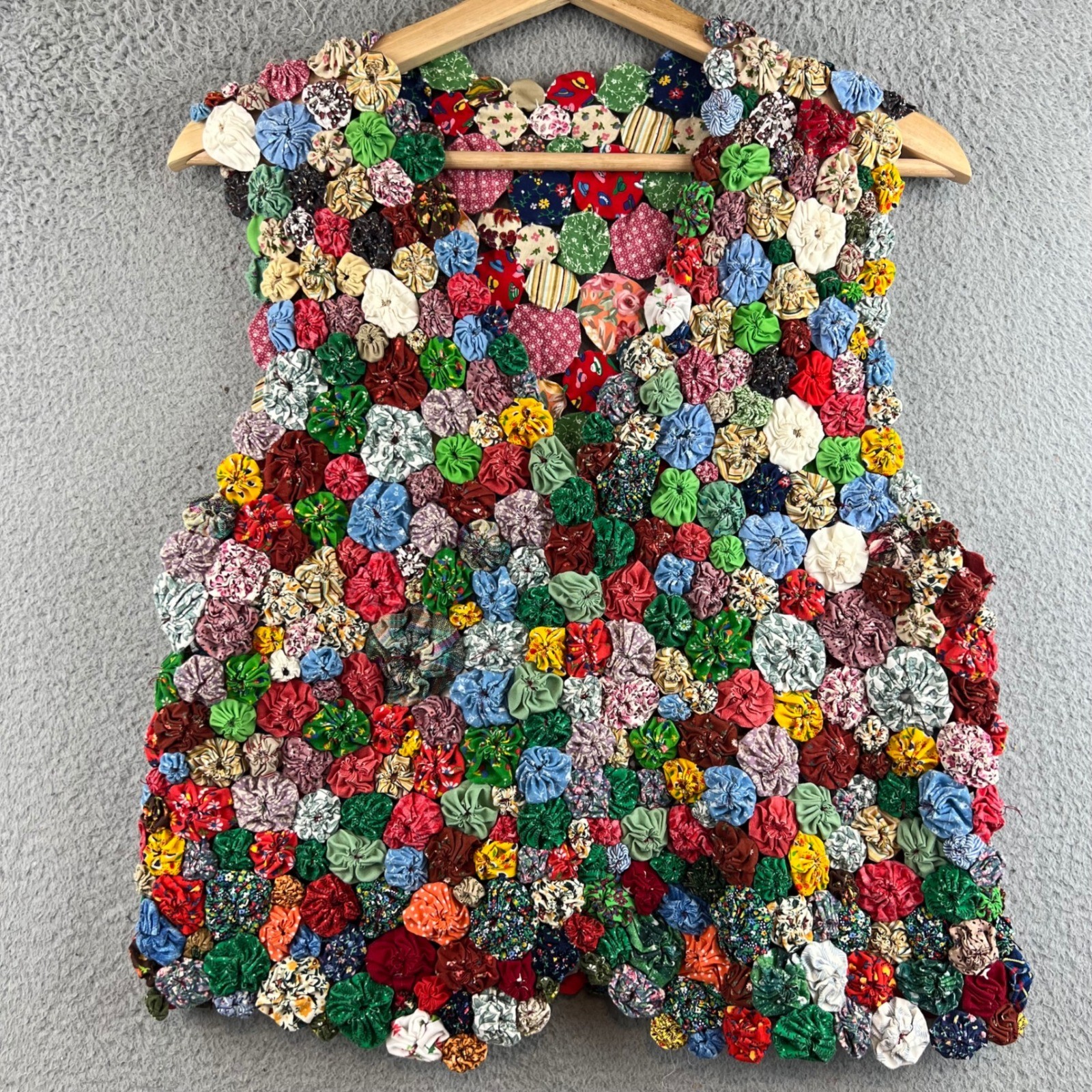 Vintage Handmade Vintage Yo-Yo Quilt Vest Multicolored Patchwork Folk Art Top