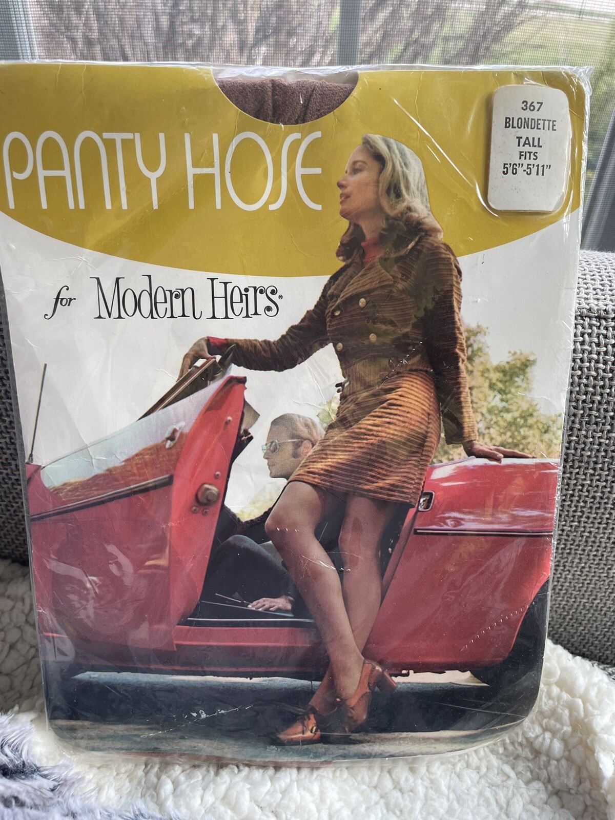 NOS Vintage MODERN HEIRS Pantyhose Blondette Tall 5’6”-5’11”