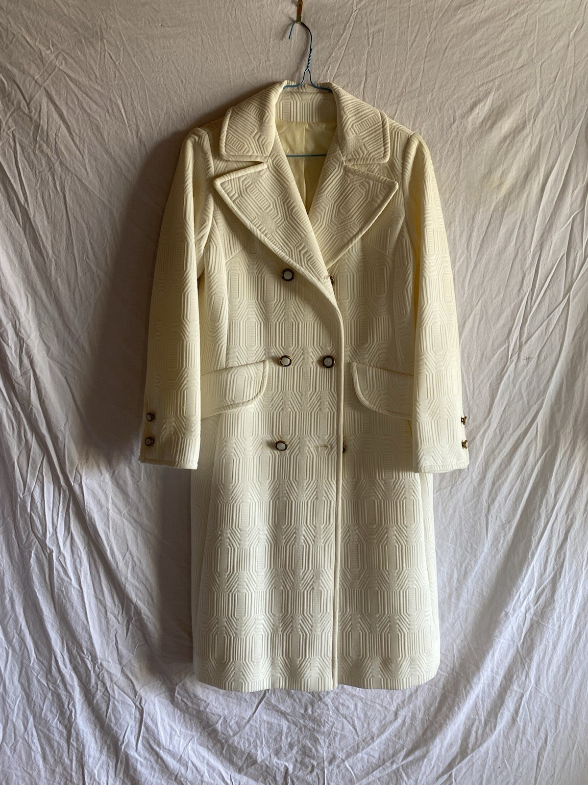 Sears Boutique Ivory Vintage Textured Double-Breasted Women’s Coat Regular Size