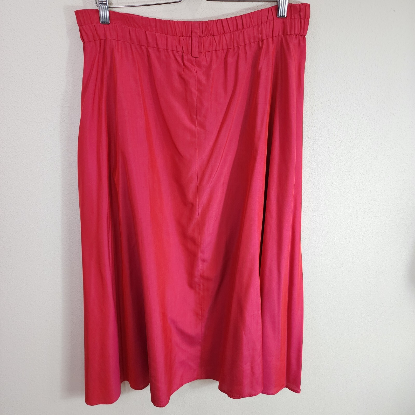 Vintage 80’s Perry Ellis Portfolio Women 100% Silk Red Maxi Skirt Size 8 NOS