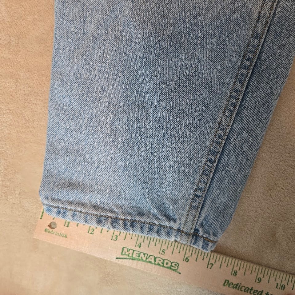 Vintage 90’s Levis 550 Relaxed Tapered Light Wash Jeans Womens 16 Short 1257