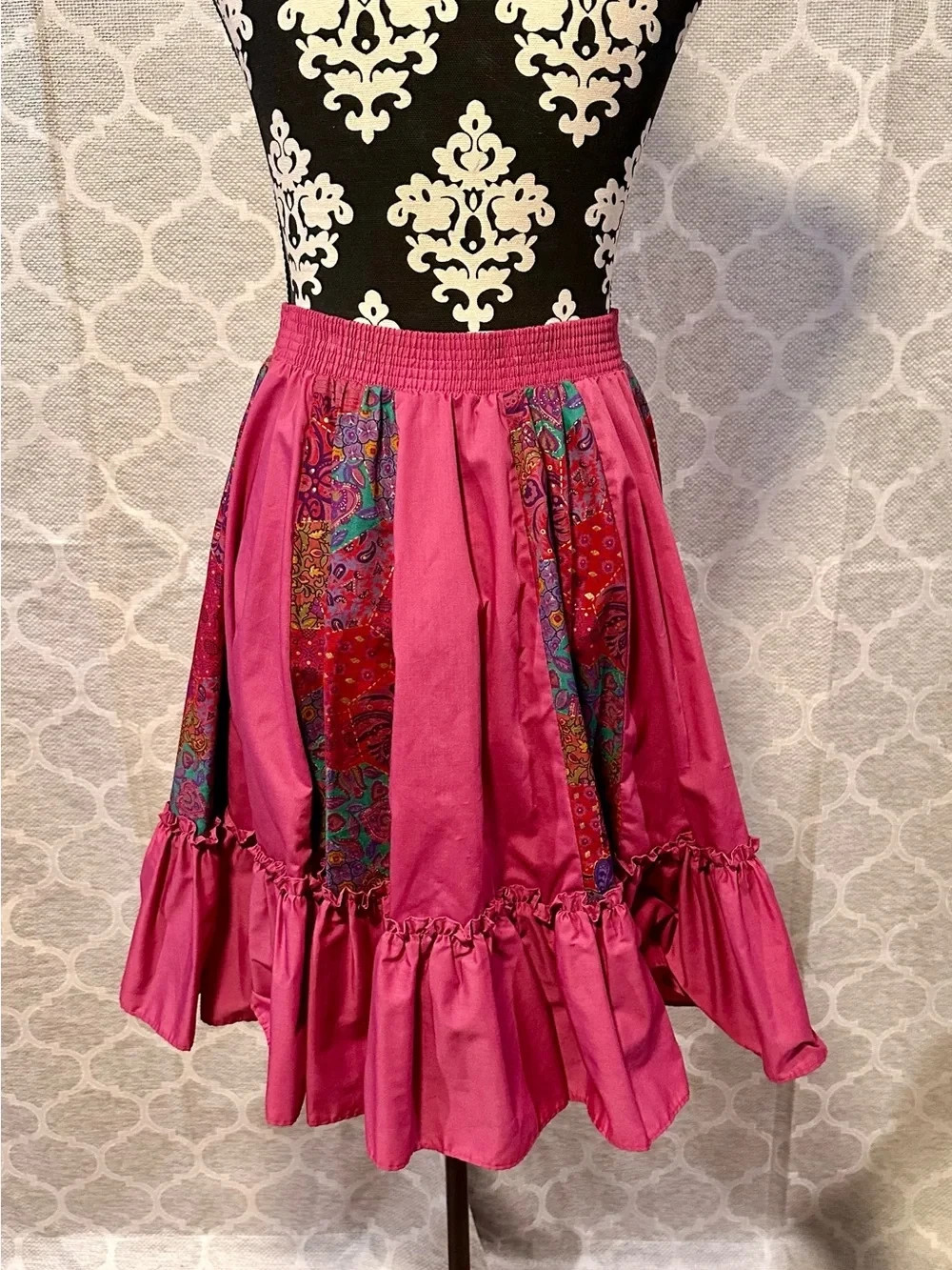 Vtg Malco Modes Magenta Paisley Tiered western/prairie Skirt size S