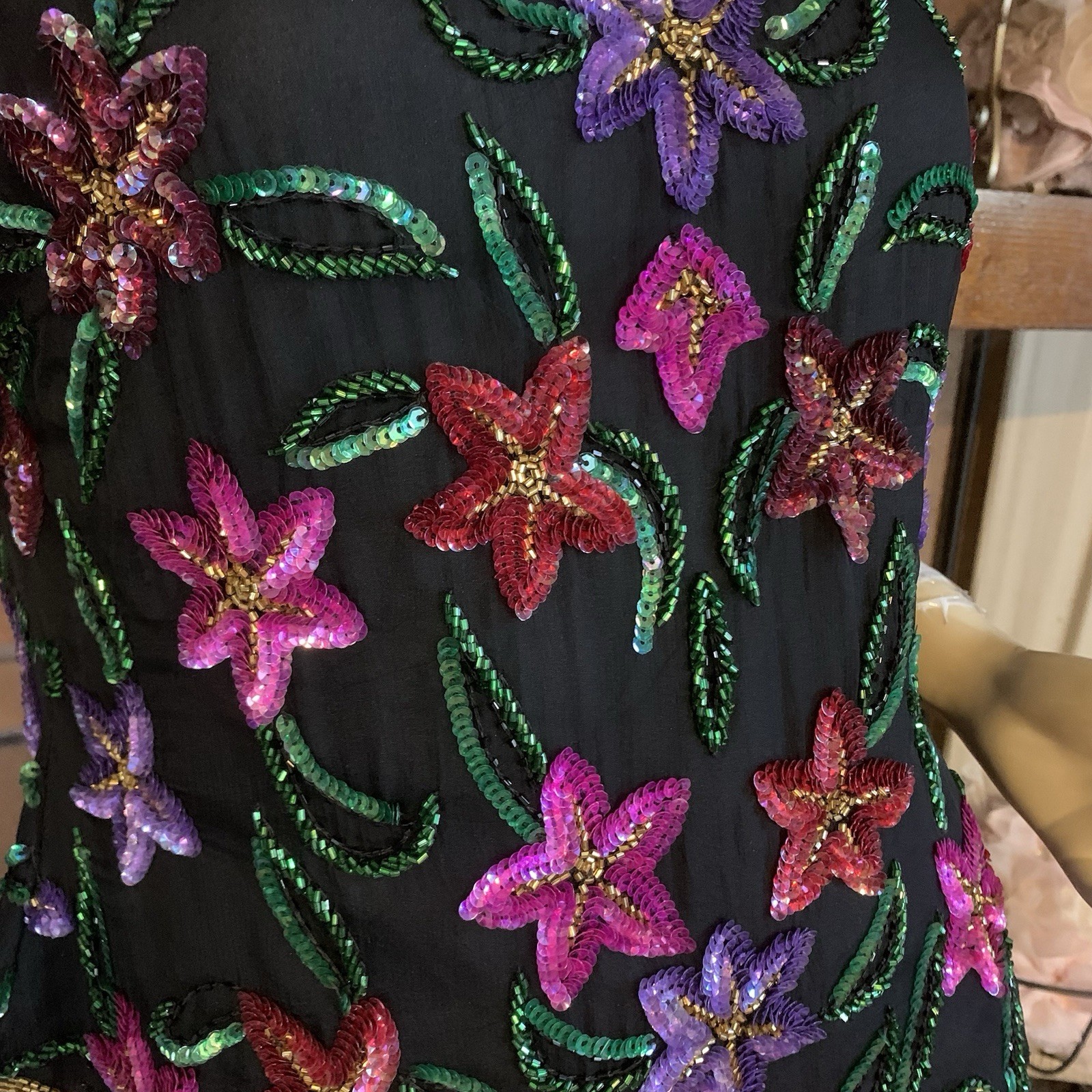 VINTAGE CIRCA 1980’S LAURENCE KAZAR MULTI COLOR FLORAL & BLACK SEQUIN TOP SZ LG