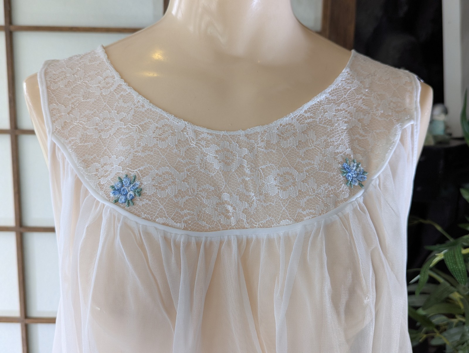 Vtg GMC Peignoir Robe Gown Lingerie Set White Chiffon Chantilly Lace Sz M 1960s
