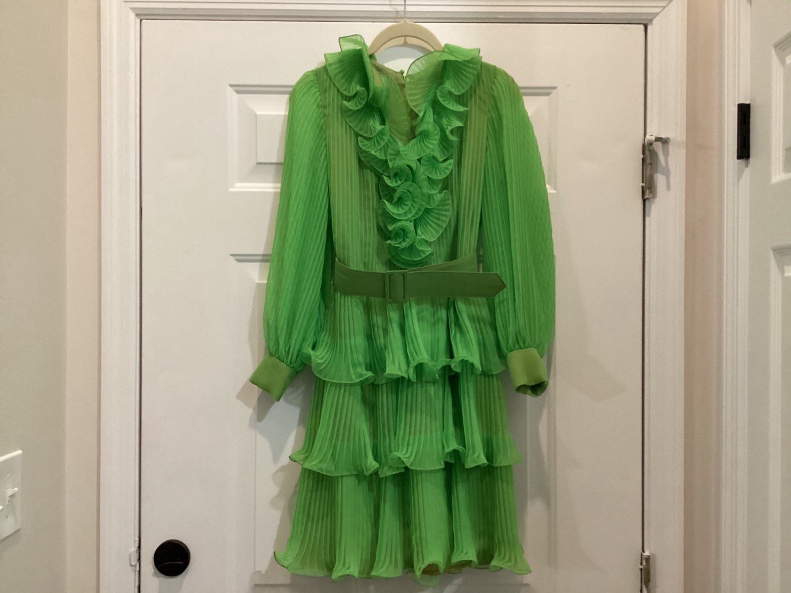Vintage Mod Go Go Twiggy Vibes Lime Green Dress 1960/70’s Size 8 Union Made