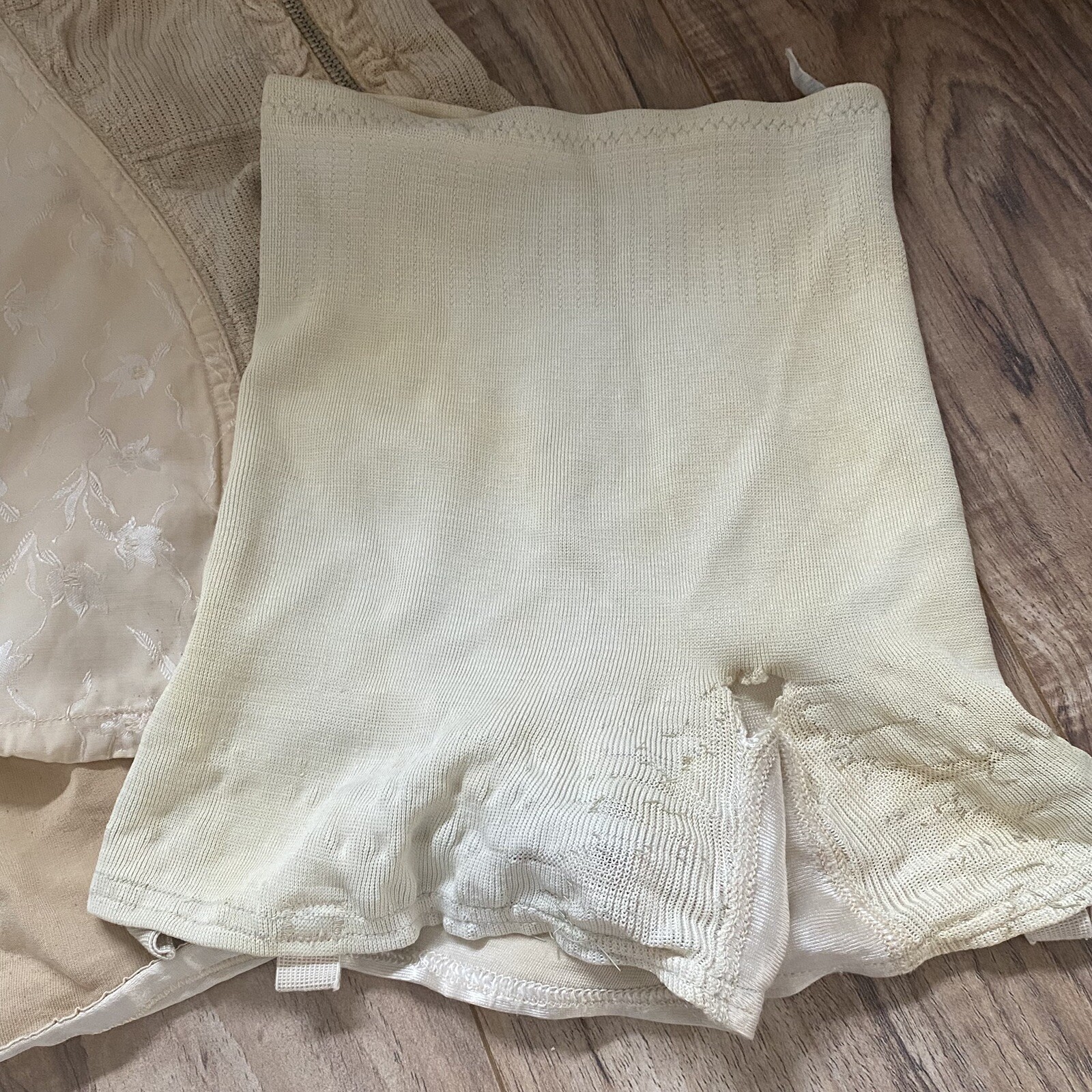 Lot of 3 Damaged Vintage 1940s 1950s Women’s Corset Girdle READ Naturflex Bestfm
