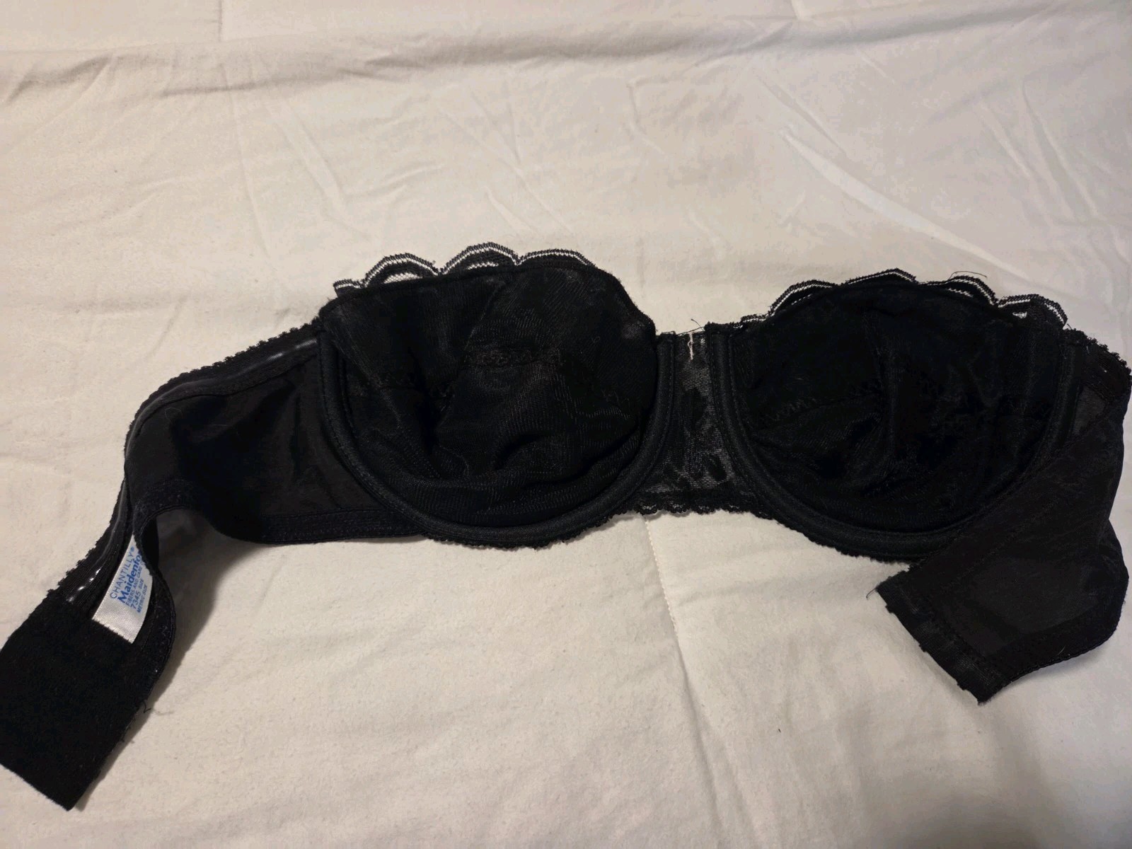 VTG Black CHANTILLY Maidenform strapless bra with lace details 34d