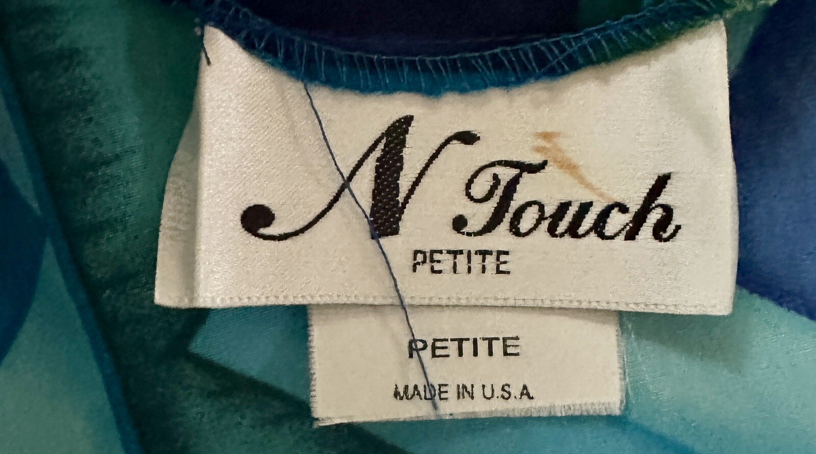 VTG N Touch Petites 80’s Women’s Blouse Turquoise Shoulder Pads Geometric