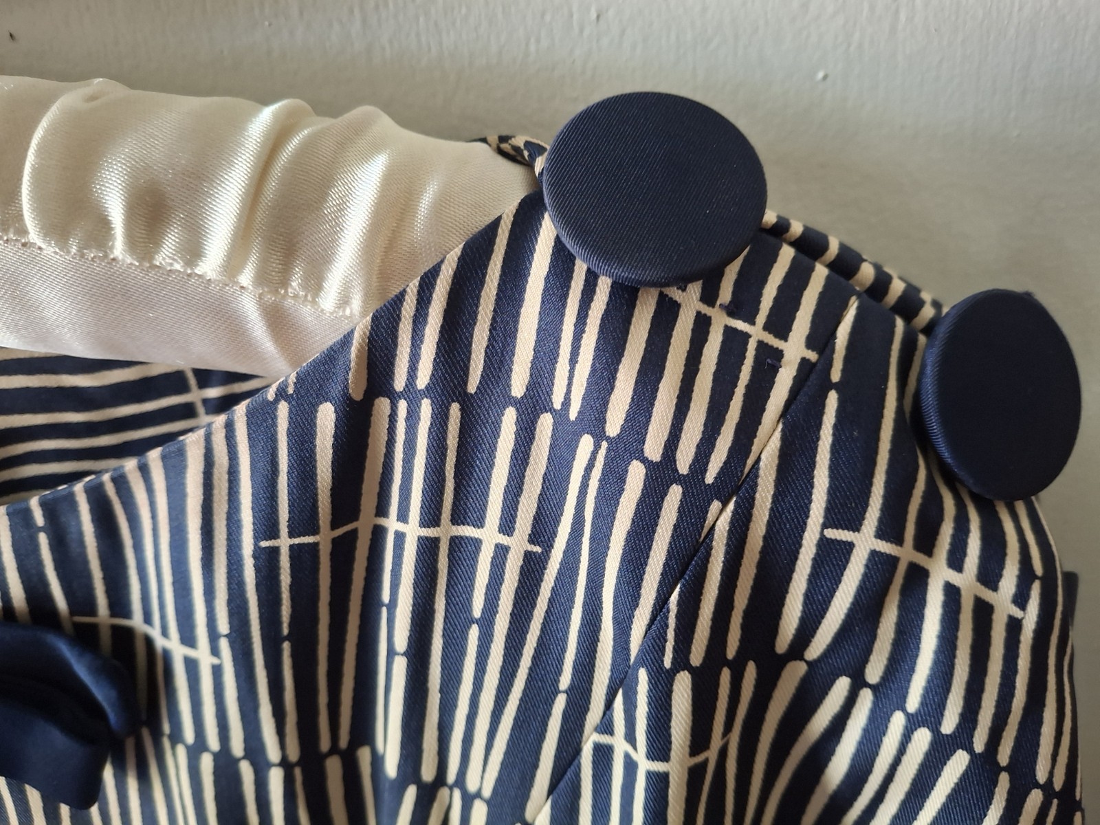 Vintage Custom Made Peplum Wiggle Dress Navy & Cream XS/ XXS Petite