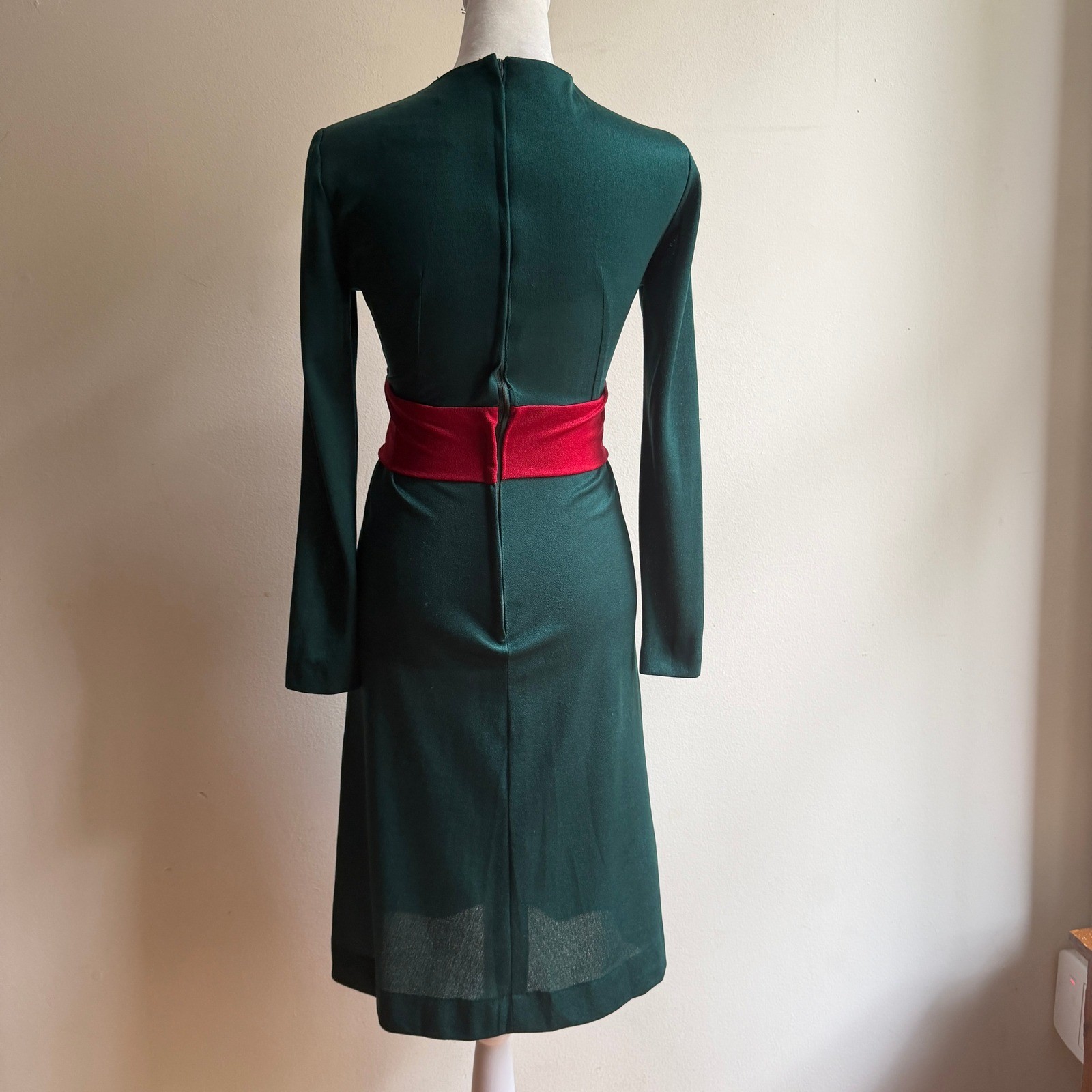 Malibu Media Vintage Long Sleeve Midi Dress Green Red Small Good