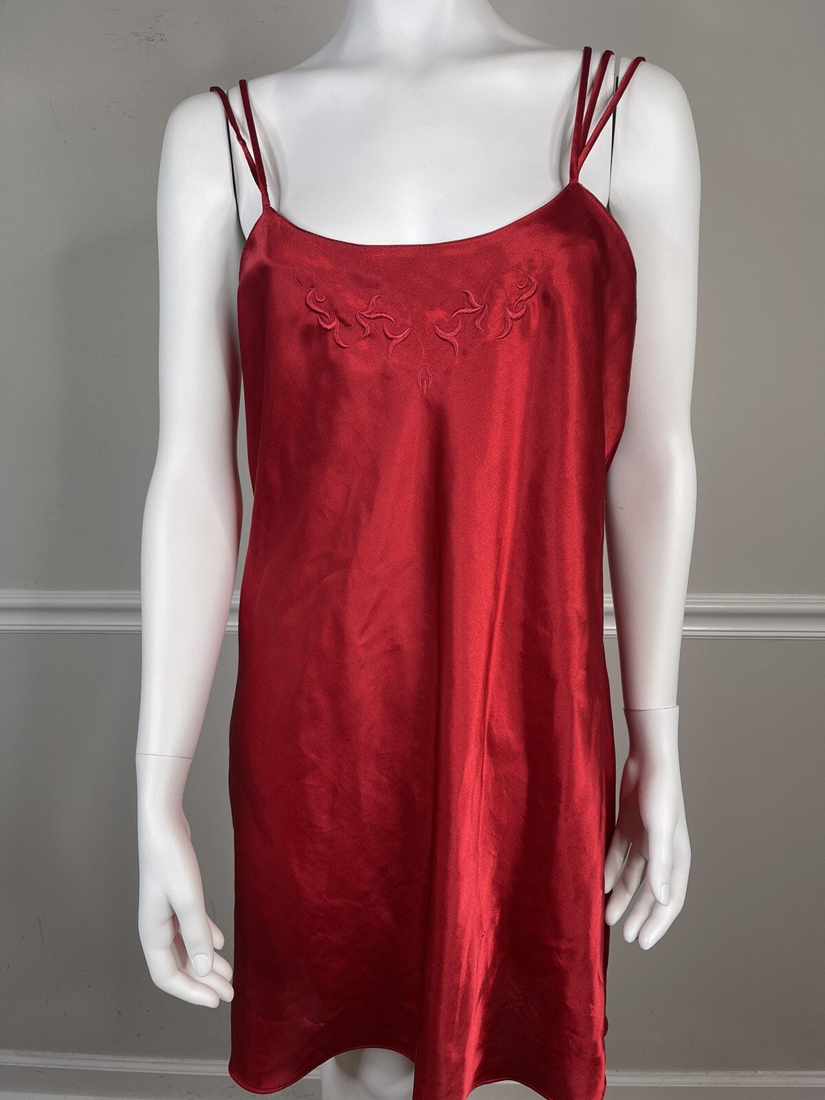 Vintage Kathy Ireland intimates Nightgown Dress Red satin Large sexy Y2k