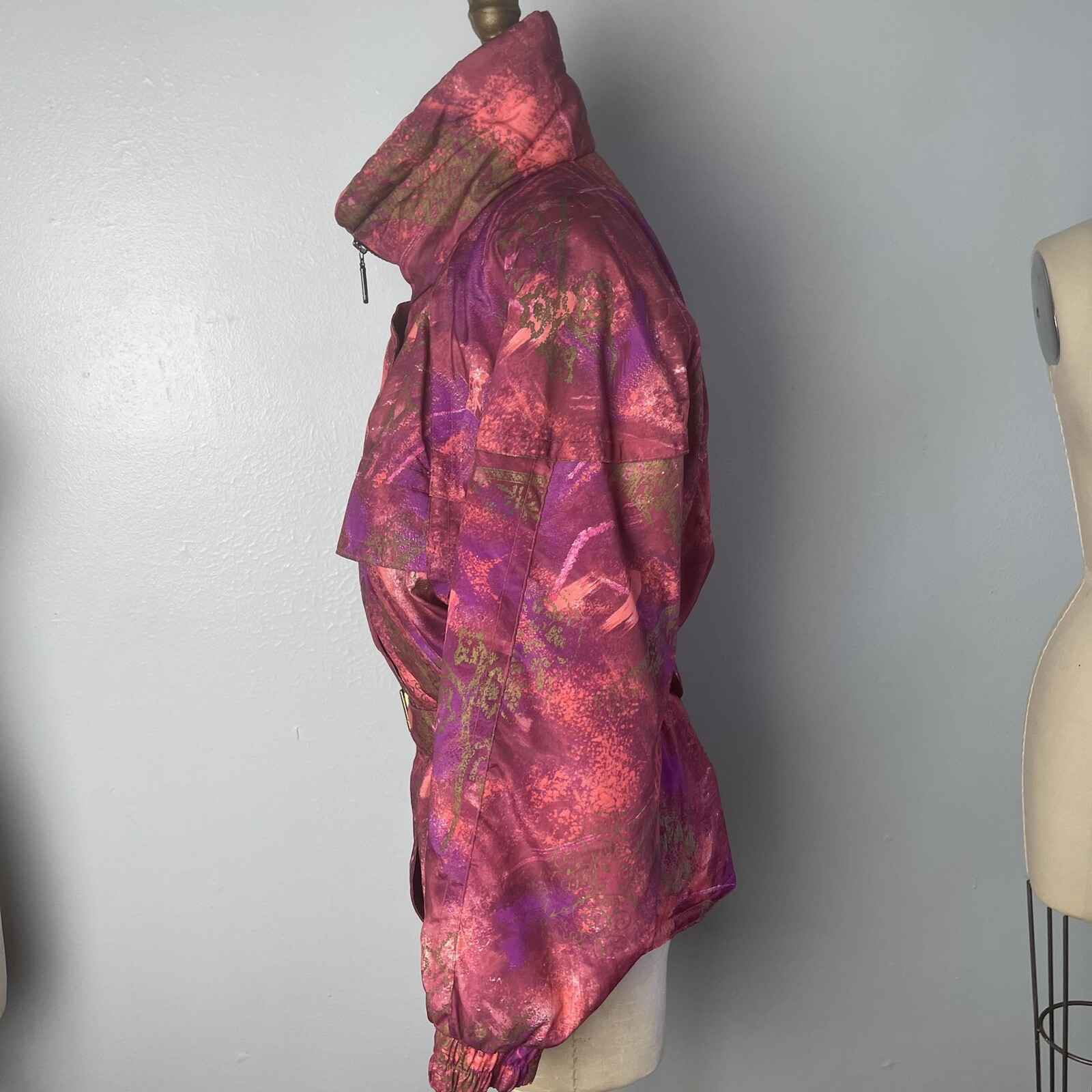 90s 1990s Knockout Pink, Purple and Gold Ski Coat with MATCHING FANNYPACK