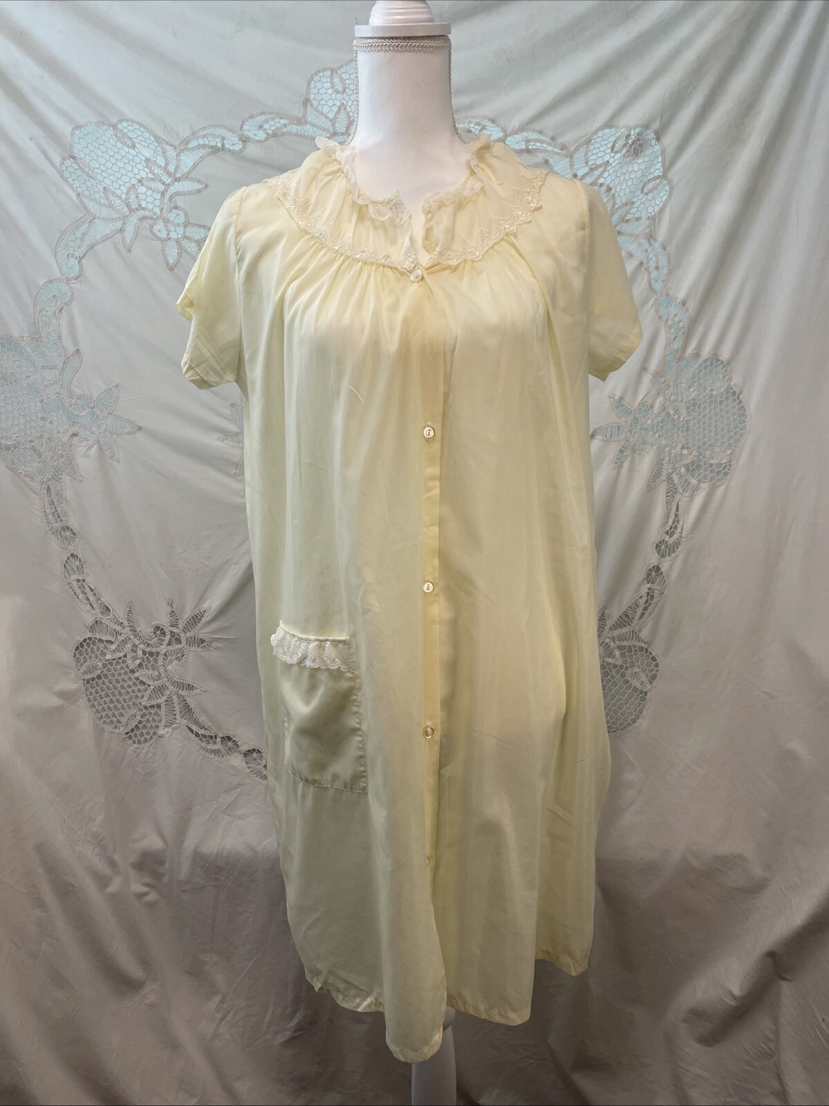Vintage 1950s Gaymode JC Penney Yellow Pocket Nightgown Housedress -flaw M