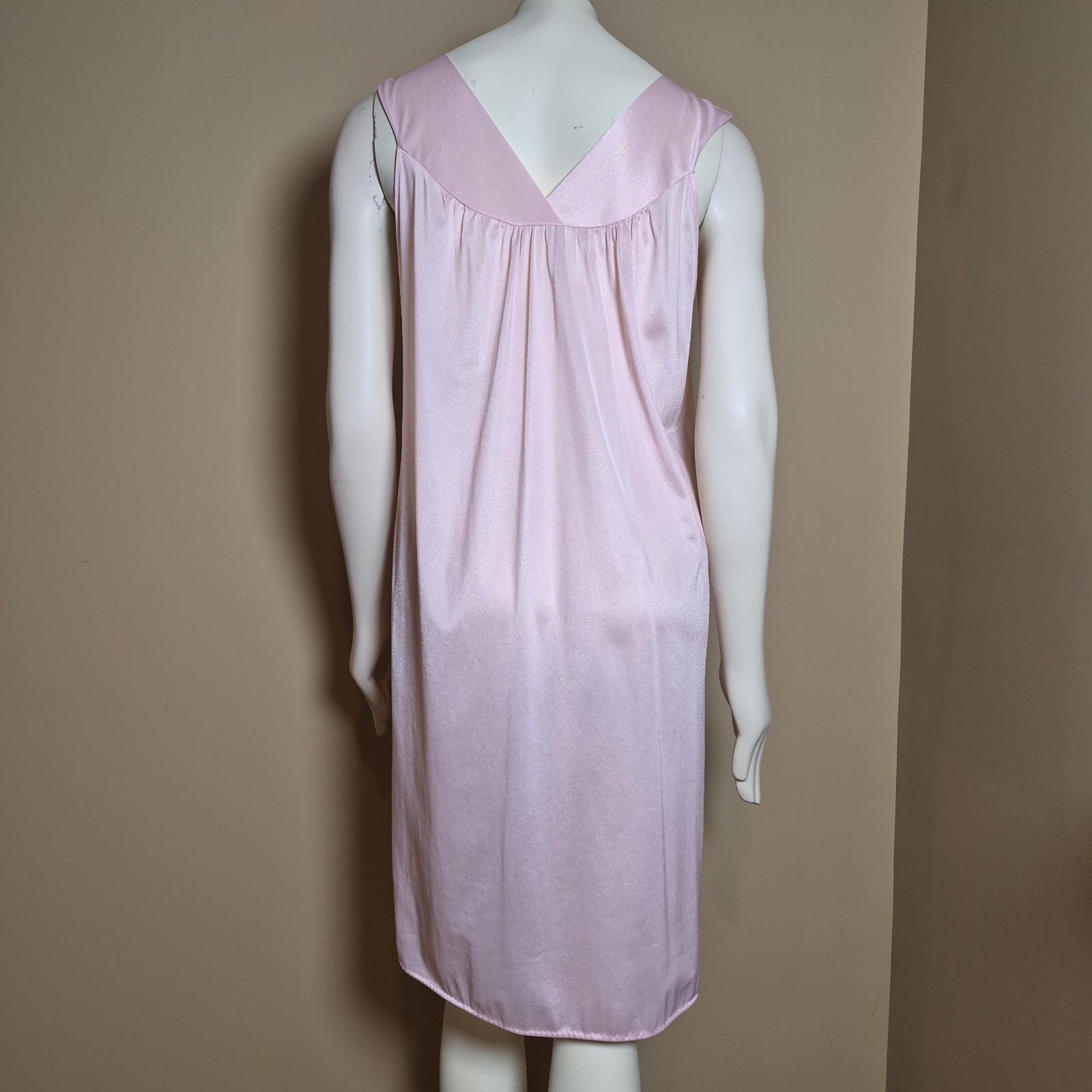 Vintage Avian Pink Nylon Nightgown Sleeveless Floral V-Neck Sleep Dress Medium