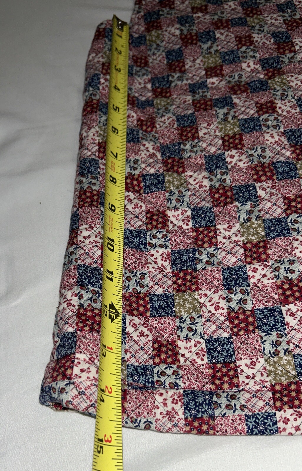 Vintage Handmade Patchwork Quilted Vest. Not Sure On Size See Measurements