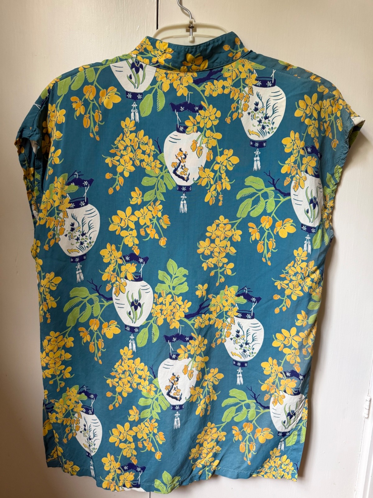 Vintage 1960s Surf ’n Sand Hawaiian Aloha Blouse Lantern Print Honolulu M/L