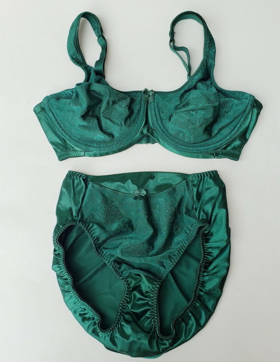 Vintage Vanity Fair Satin Bra and Panty Set Size 38D Large Emerald Green Sissy