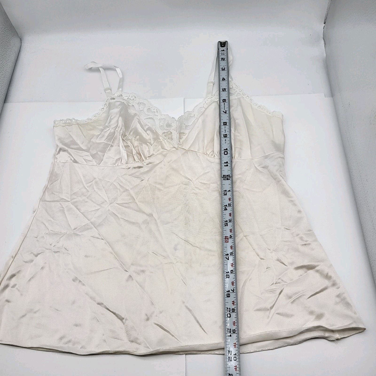 Vintage Vanity Fair Nylon Slip top bodice sz 36 lace trim Sexy pin up