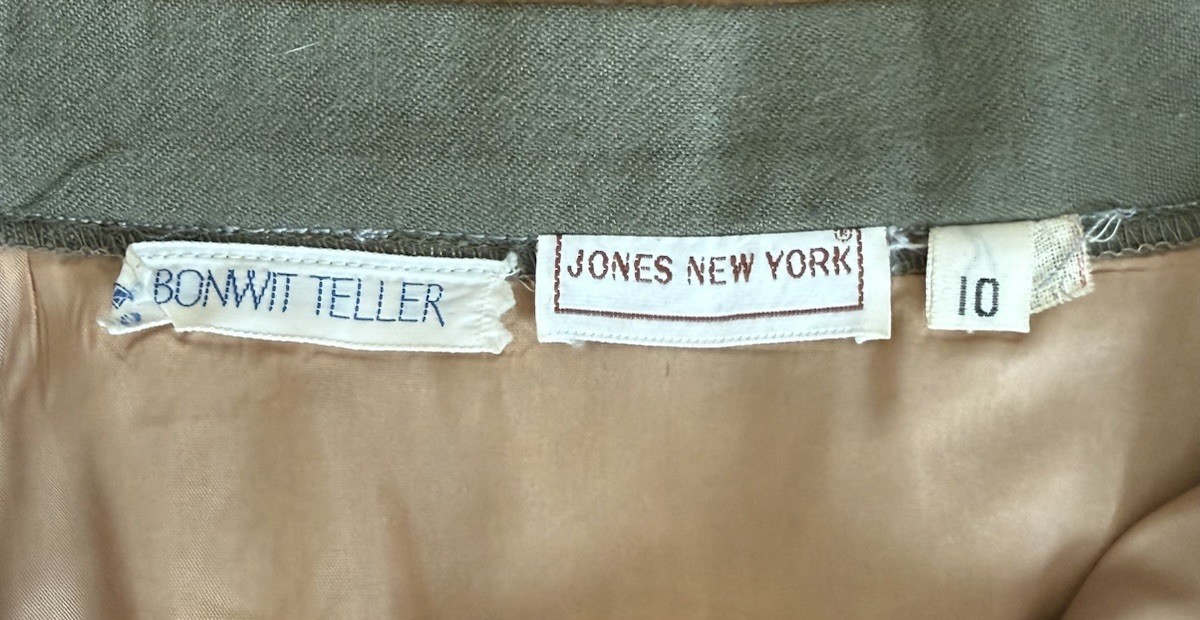 Vintage Bonwit Teller Jones New York Khaki Green Wool Pencil Skirt Fits XS