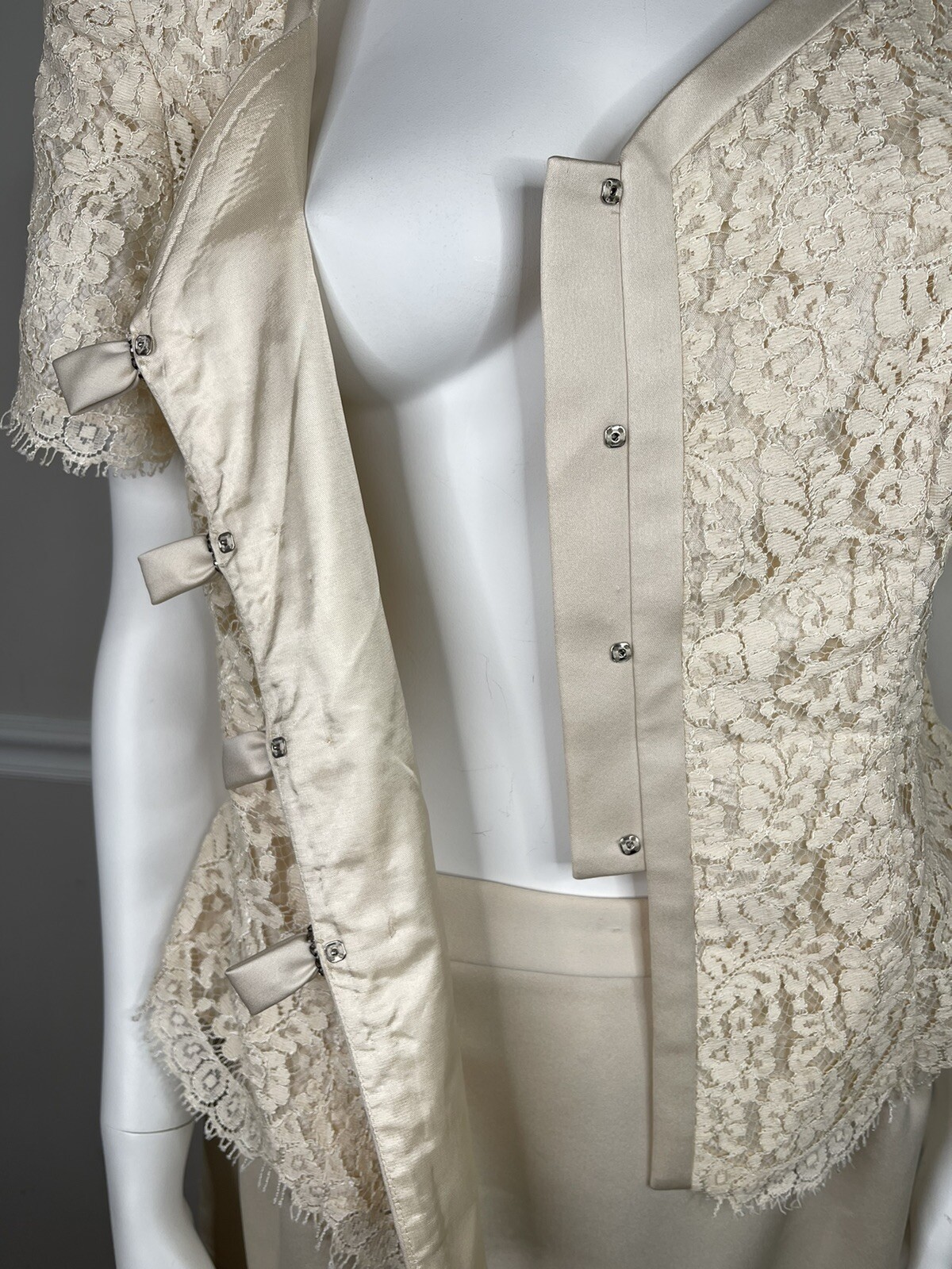 Vintage Cachet By Bari Protas Victorian Champagne skirt Top dress lace bows 12