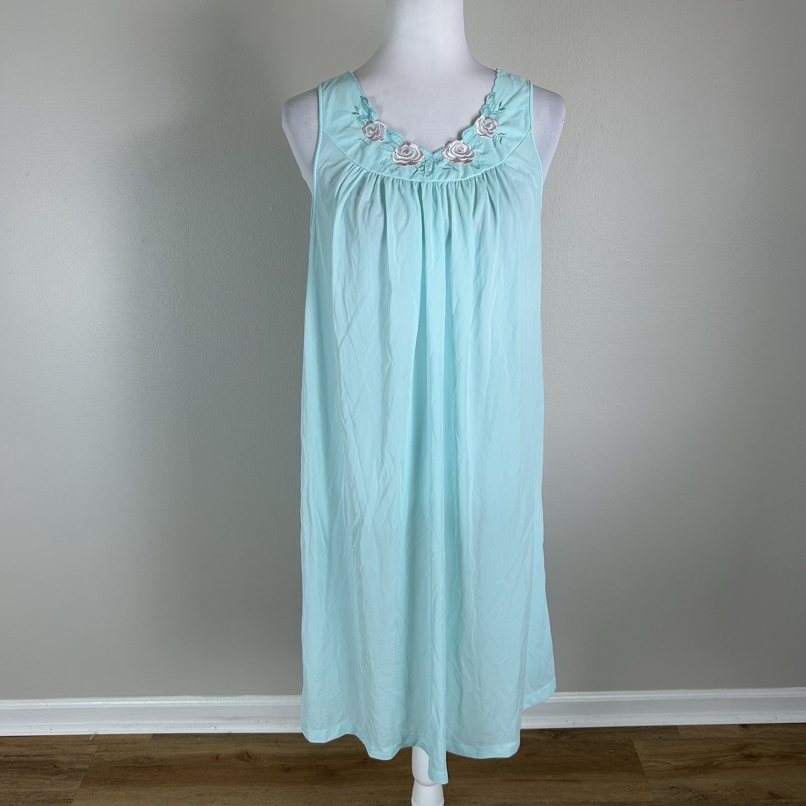 Vintage M Long Blue Shadowline Sleeveless Nightgown Lace Neckline Embroidered