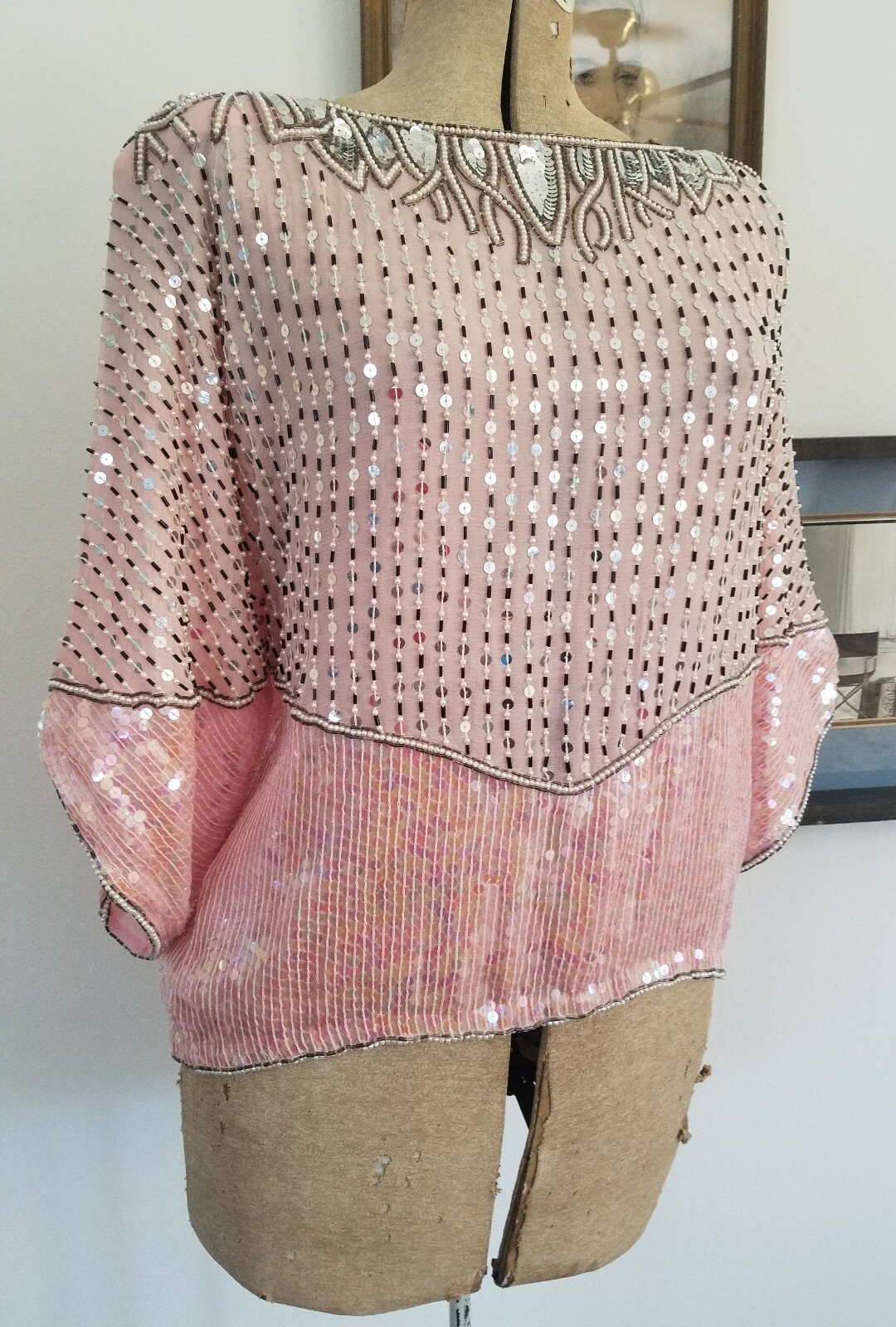 vtg 80’S LUMINOUS PINK + SILVER SEQUINS + PEARLS SILK FLAPPER DRAPE TUNIC TOP L