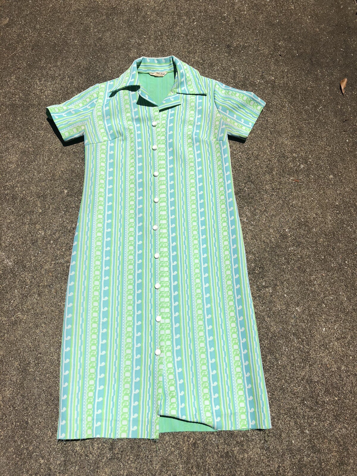 Vintage 70’s Mod/GoGo Mint Green With White&Pale Blue Striped Shirt Dress~M
