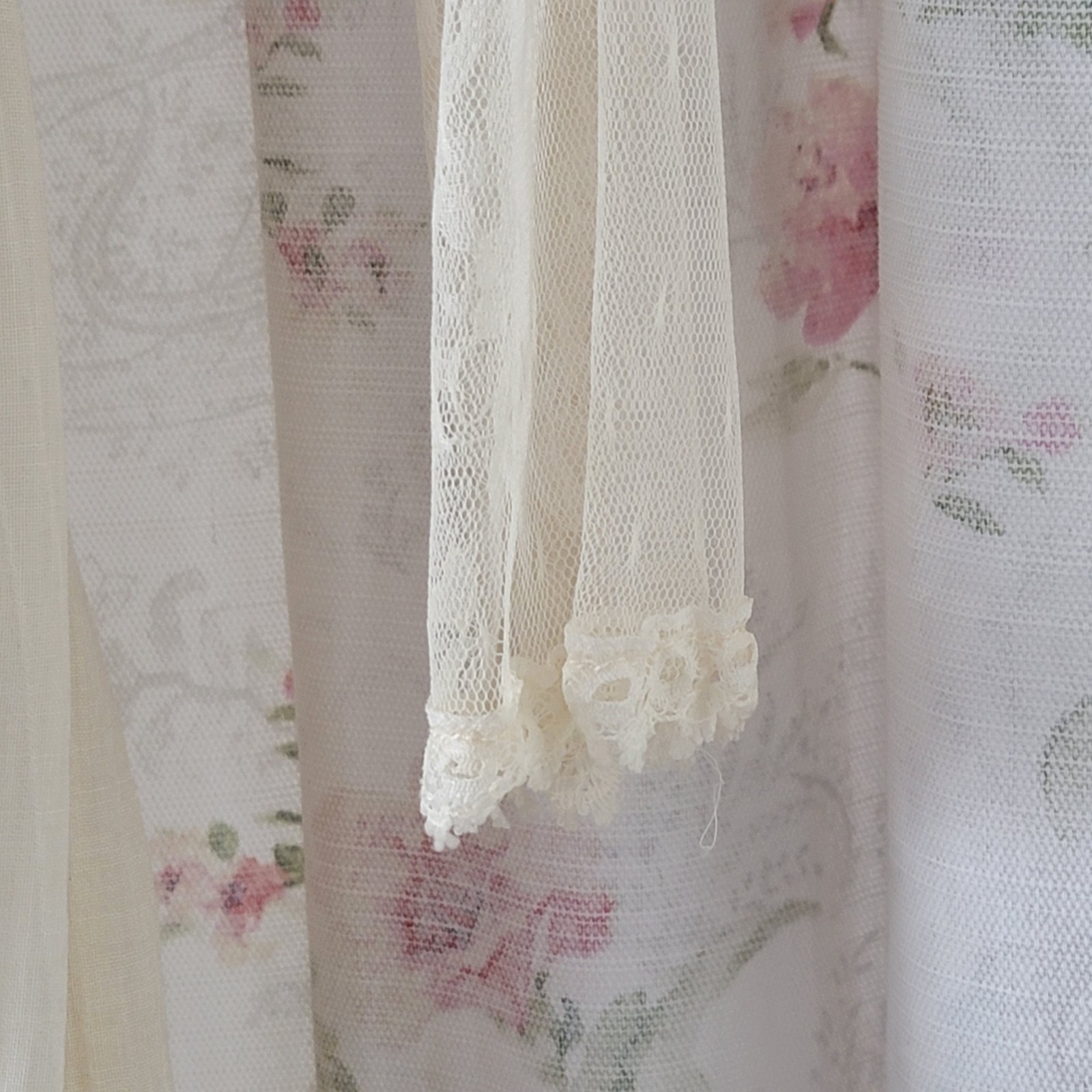 Gunne Sax 1970s Ivory Lace Pearl Prairie Cottage Core Victorian Wedding Dress 9
