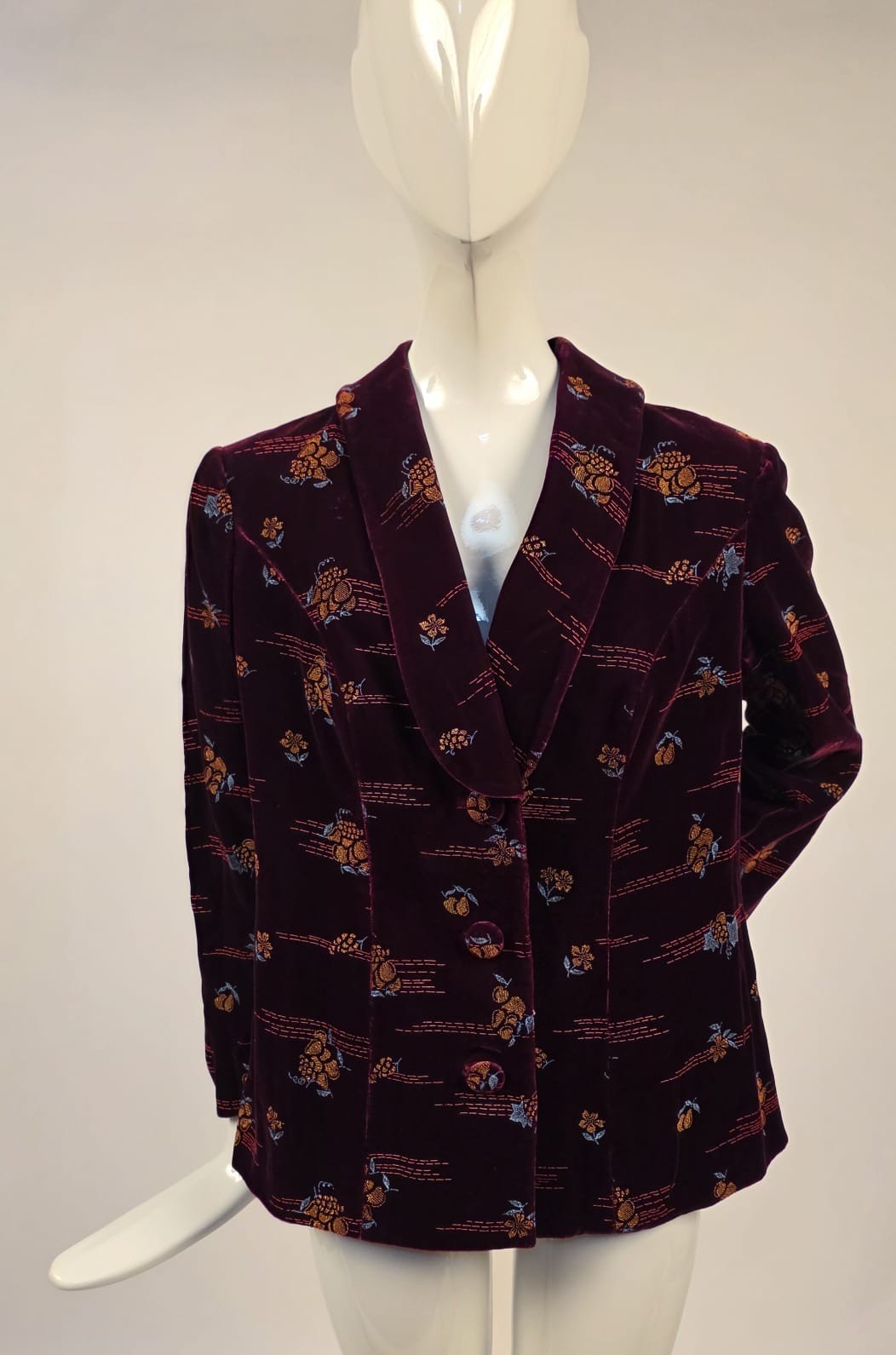 VINTAGE 1970’S PLUSH VELVET BLAZER JACKET W FLOCKED FRUIT PRINT