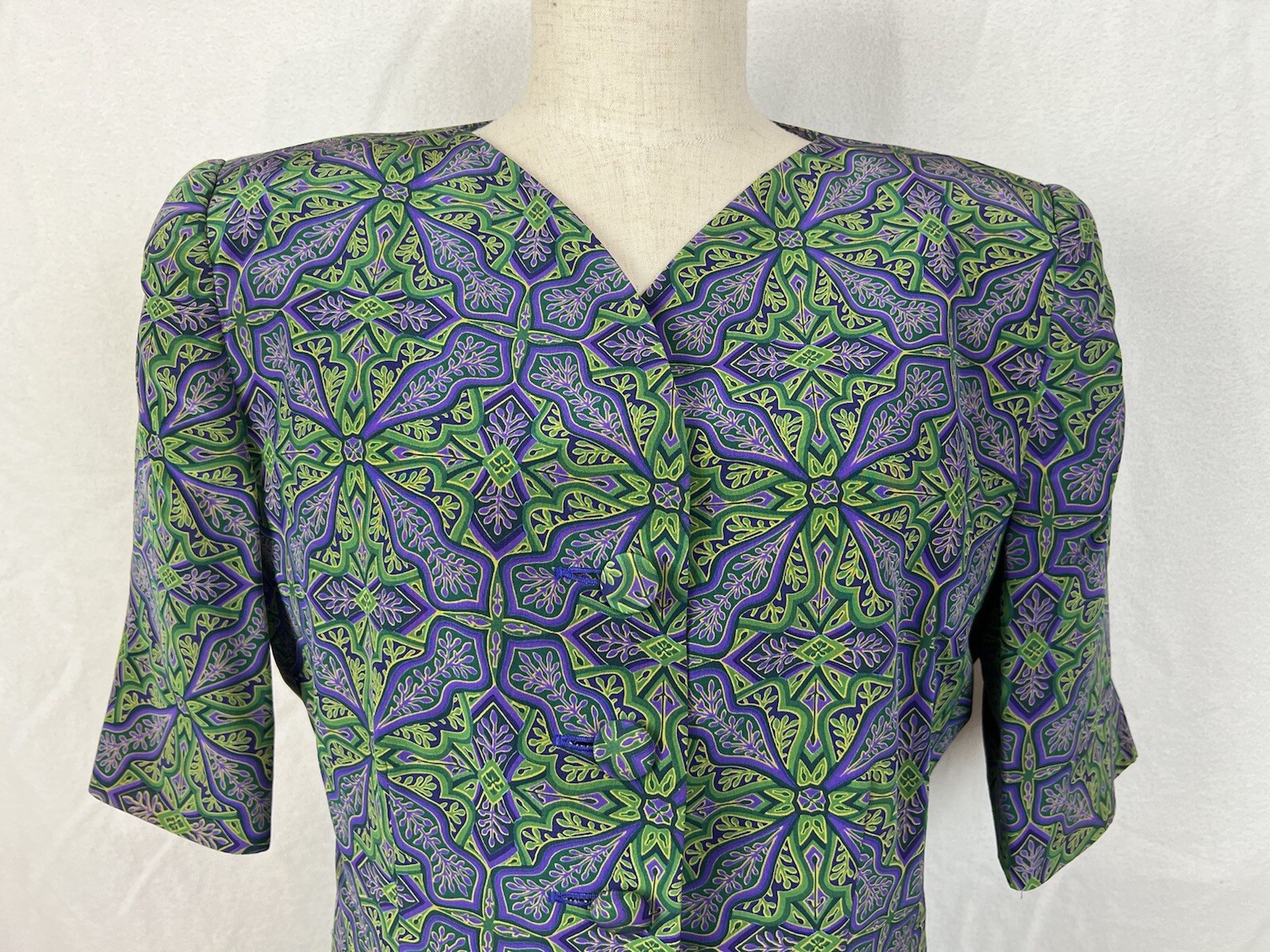 Vintage Women’s Evan-Picone Green Purple Silk Blouse Skirt Set Size 6 and 8